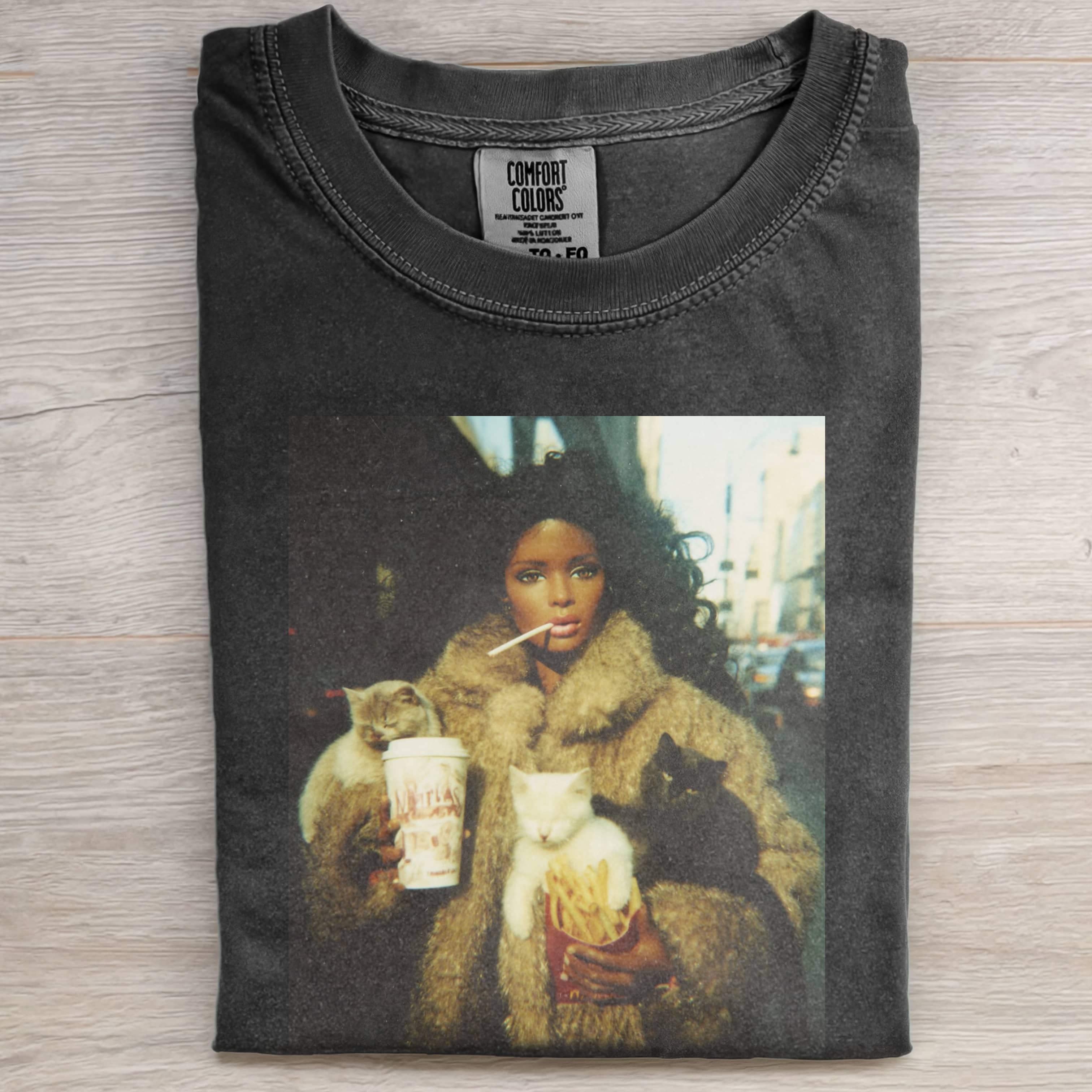 GORGEOUS COAT MCDONALD'S Funny Doll FaceCORE TEE-ShawnCraft