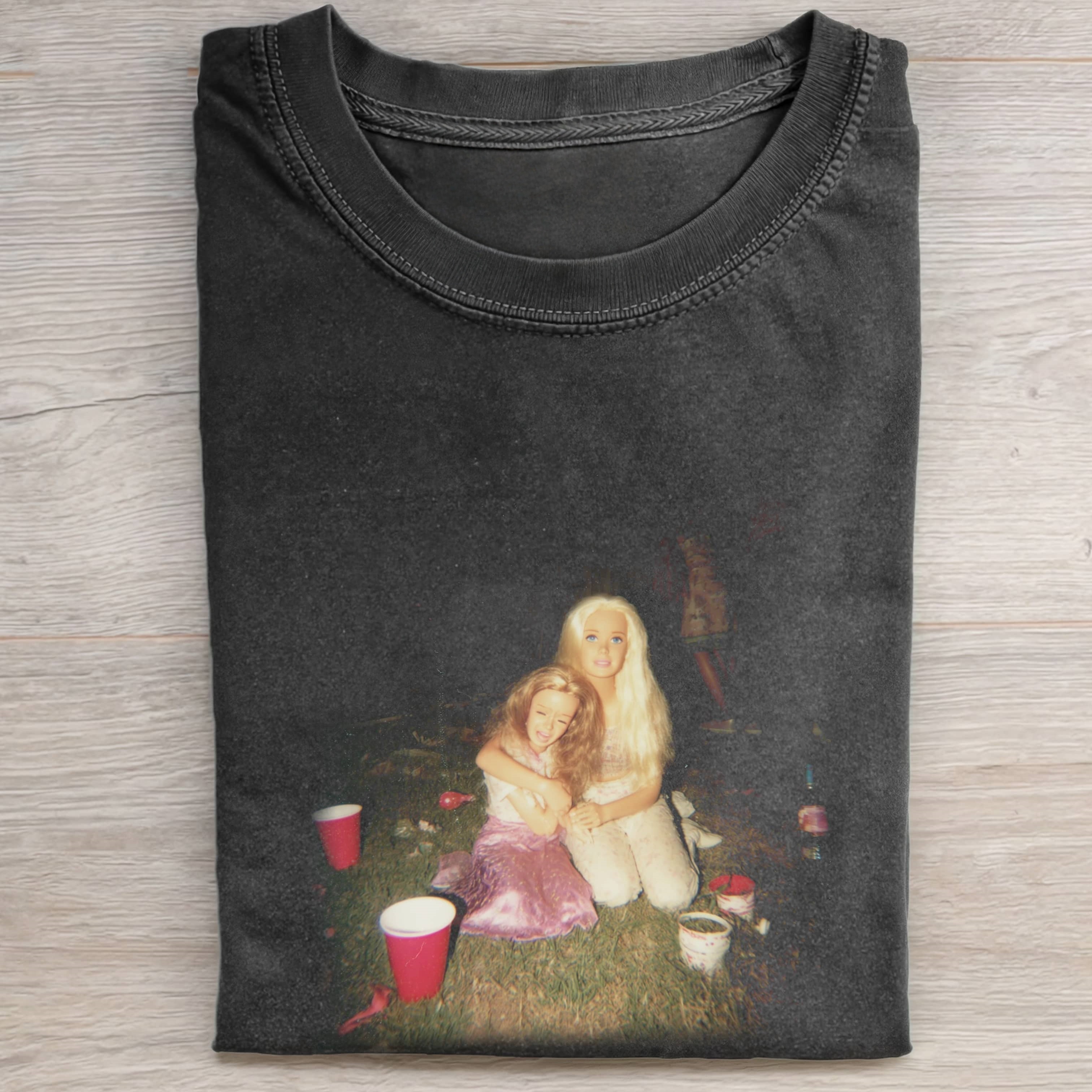 TWO Funny Doll FaceCORE HUGGING TEE