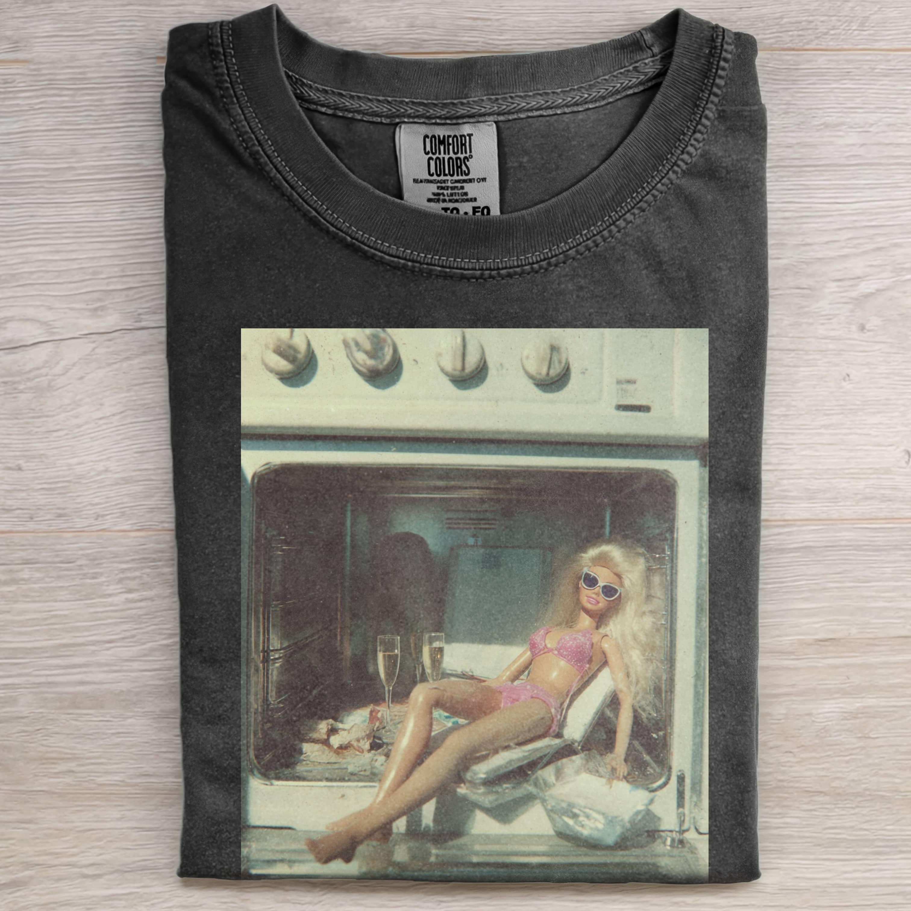 OVEN-BAKED VACATION-THEMED Funny Doll FaceCORE TEE-ShawnCraft