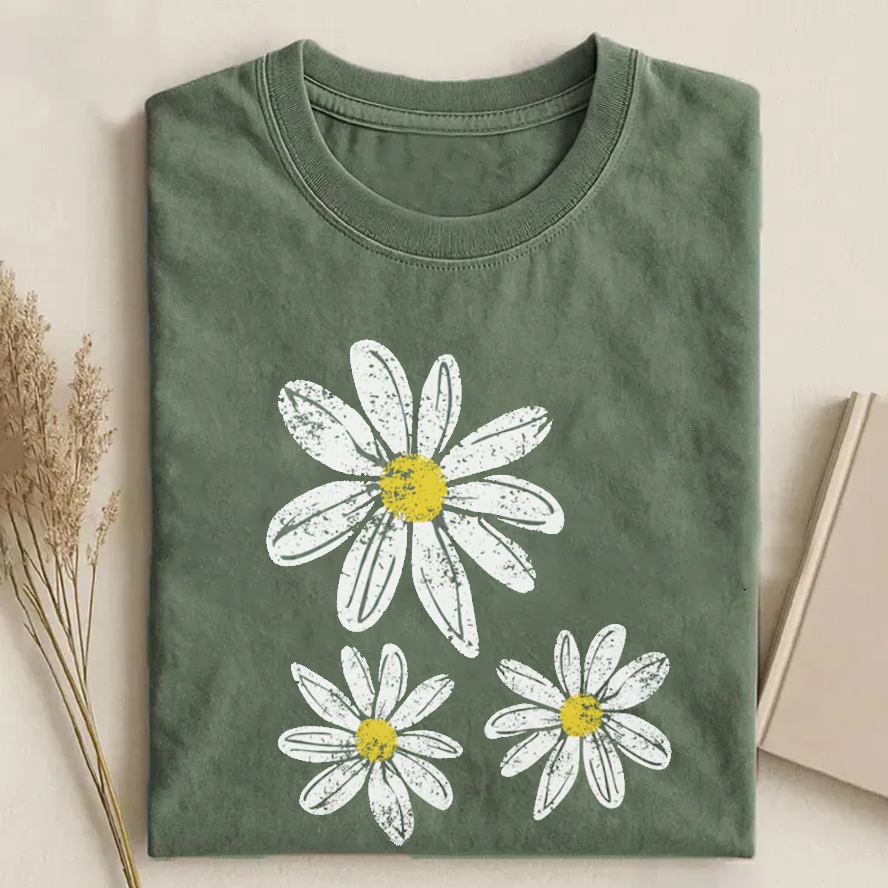 Daisy Boho Floral Graphic T-shirt-ShawnCraft
