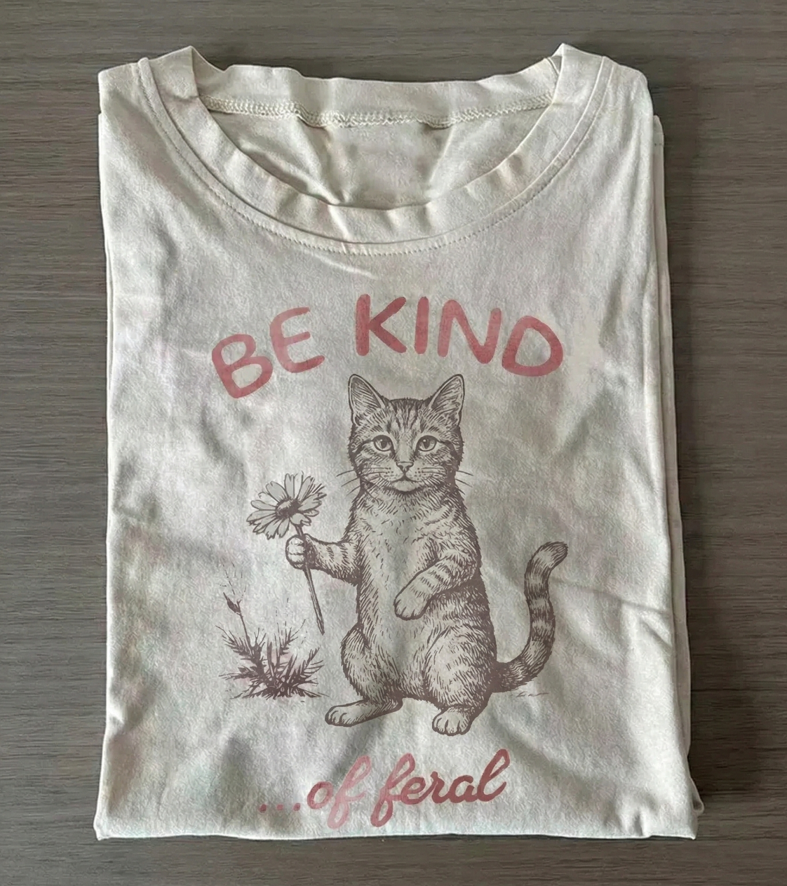 Cute But Feral Cat T-shir-ShawnCraft