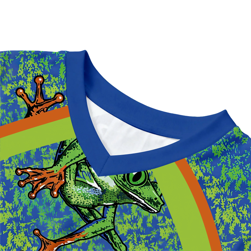 Long-legged Frog Long Sleeve Graphic Print T-Shirt-ShawnCraft