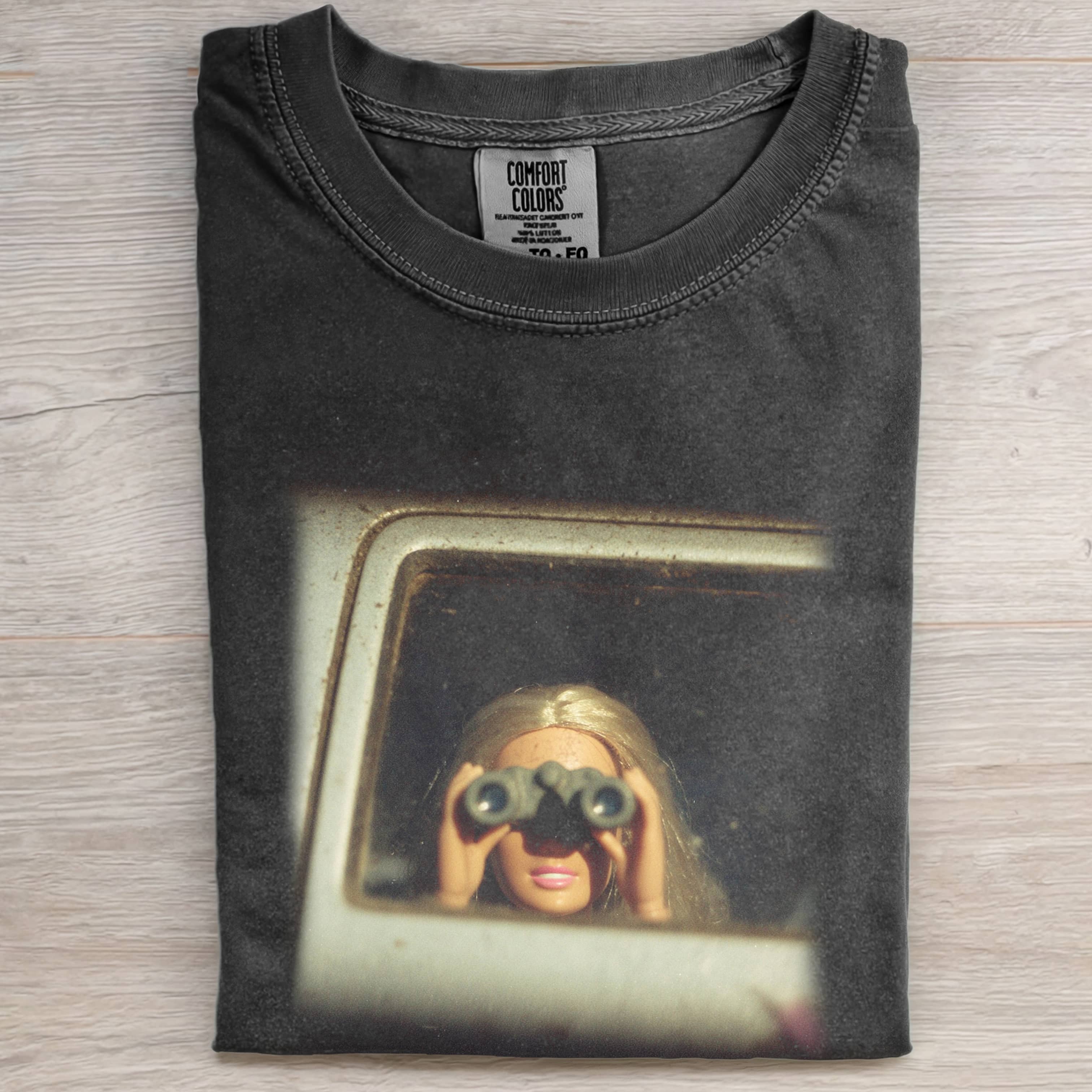 PEEPING AT Funny Doll FaceCORE THROUGH BINOCULARS TEE-ShawnCraft