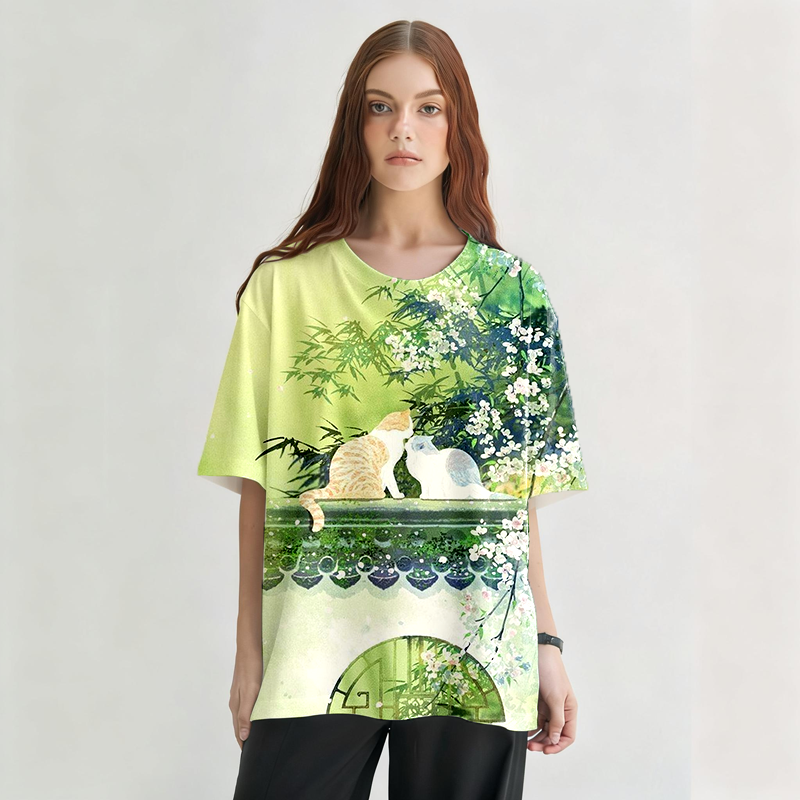 Kissing Catsl Graphic Print T-Shirt-ShawnCraft