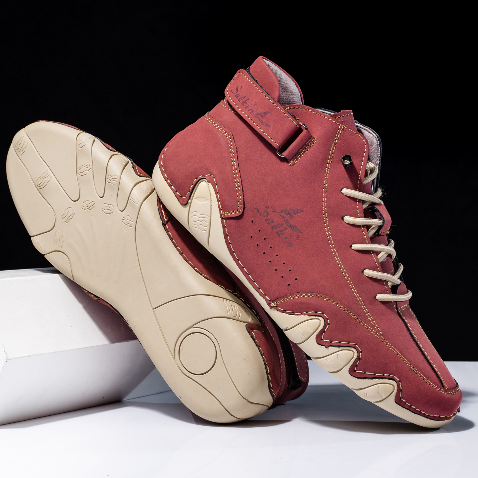 👞 The best walking shoes are suitable for men to wear all day.