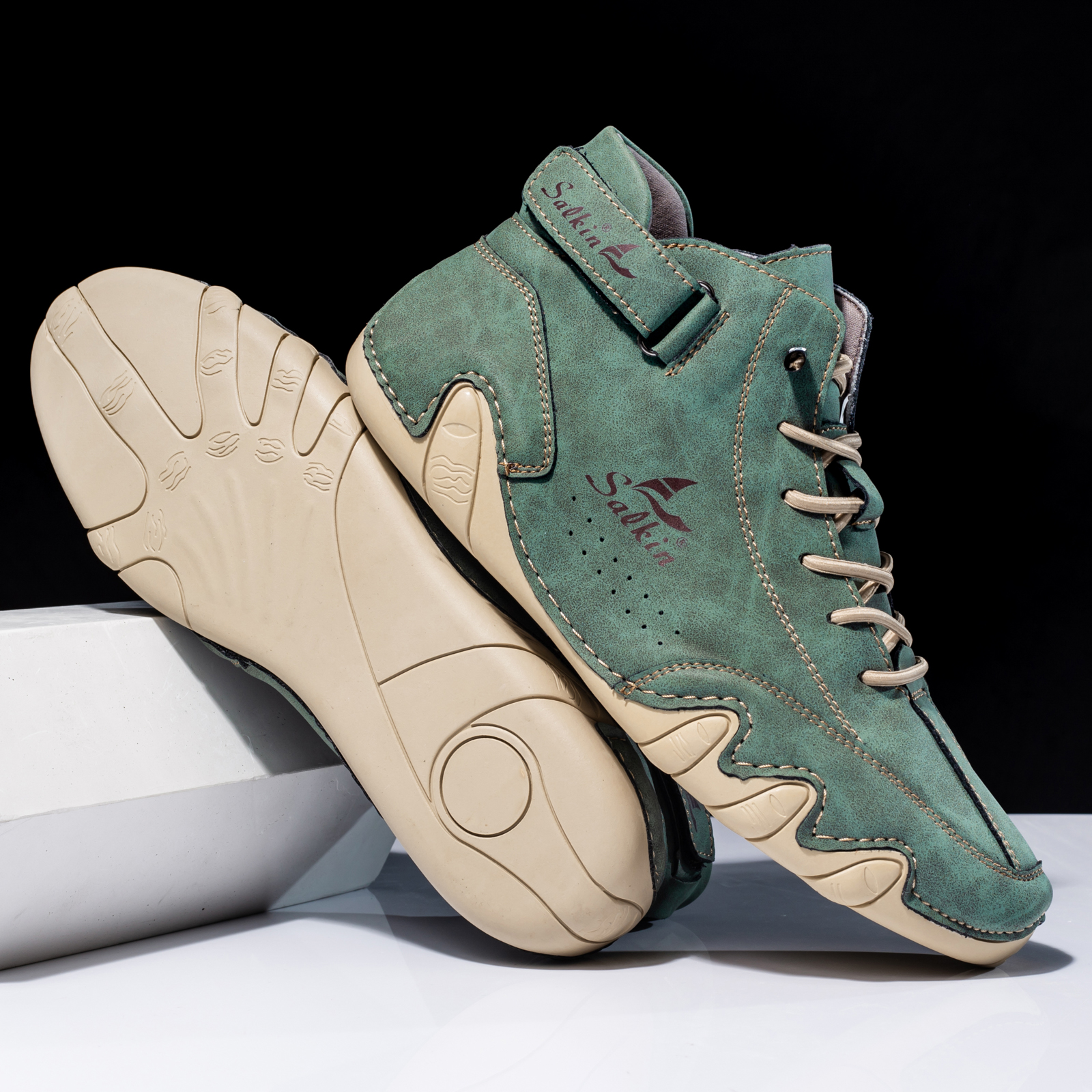 👞 The best walking shoes are suitable for men to wear all day.