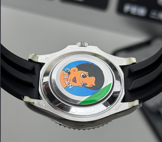 Clean Platinum Yacht