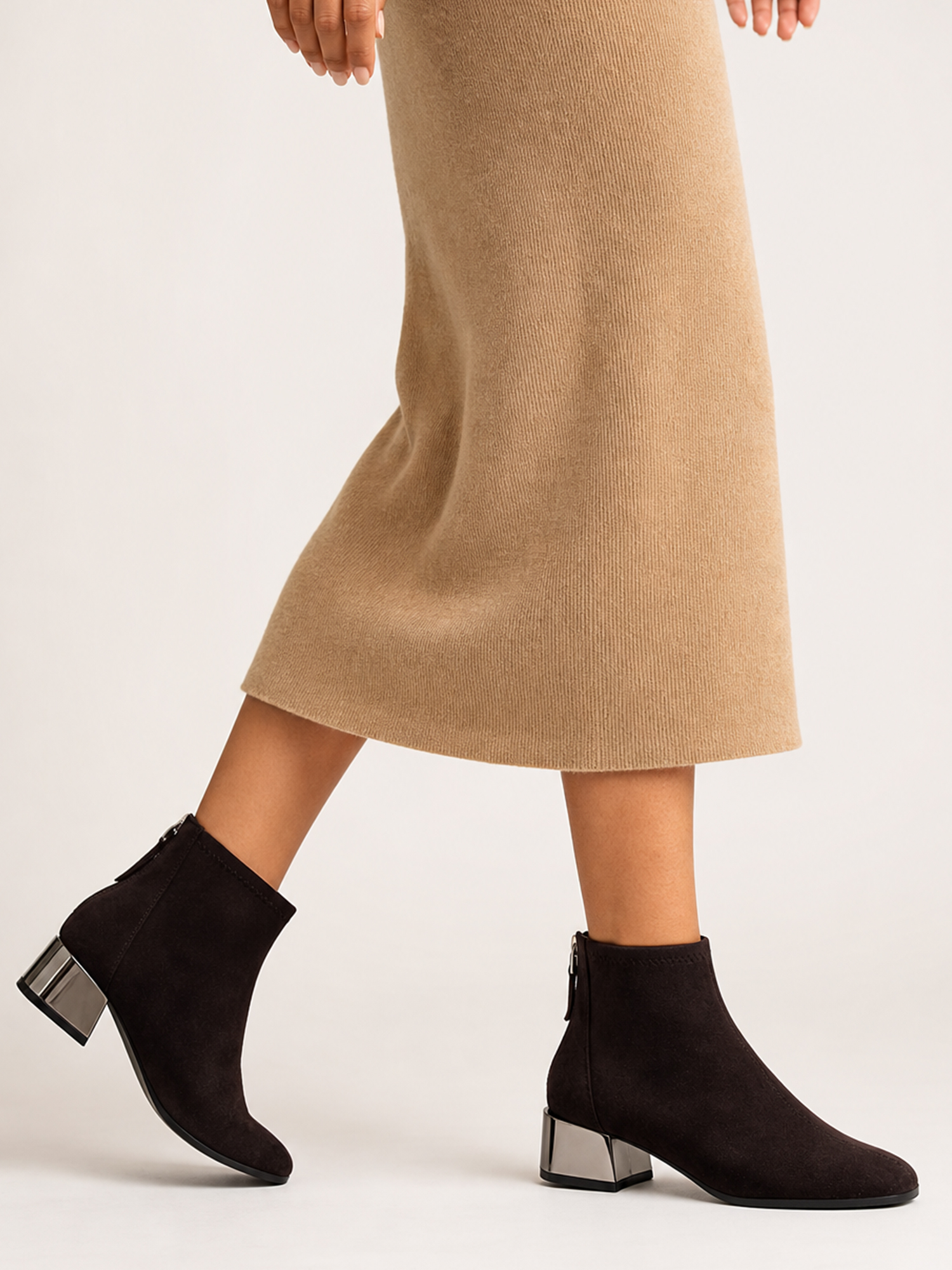 Womens Lambskin Insole Square Toe Ankle Boots Back Zip Plated Heel Modern Rear-zip Ankle Boots with Electroplated Block Heel, Ideal for Office, Dates, Parties & Autumn Daily Wear