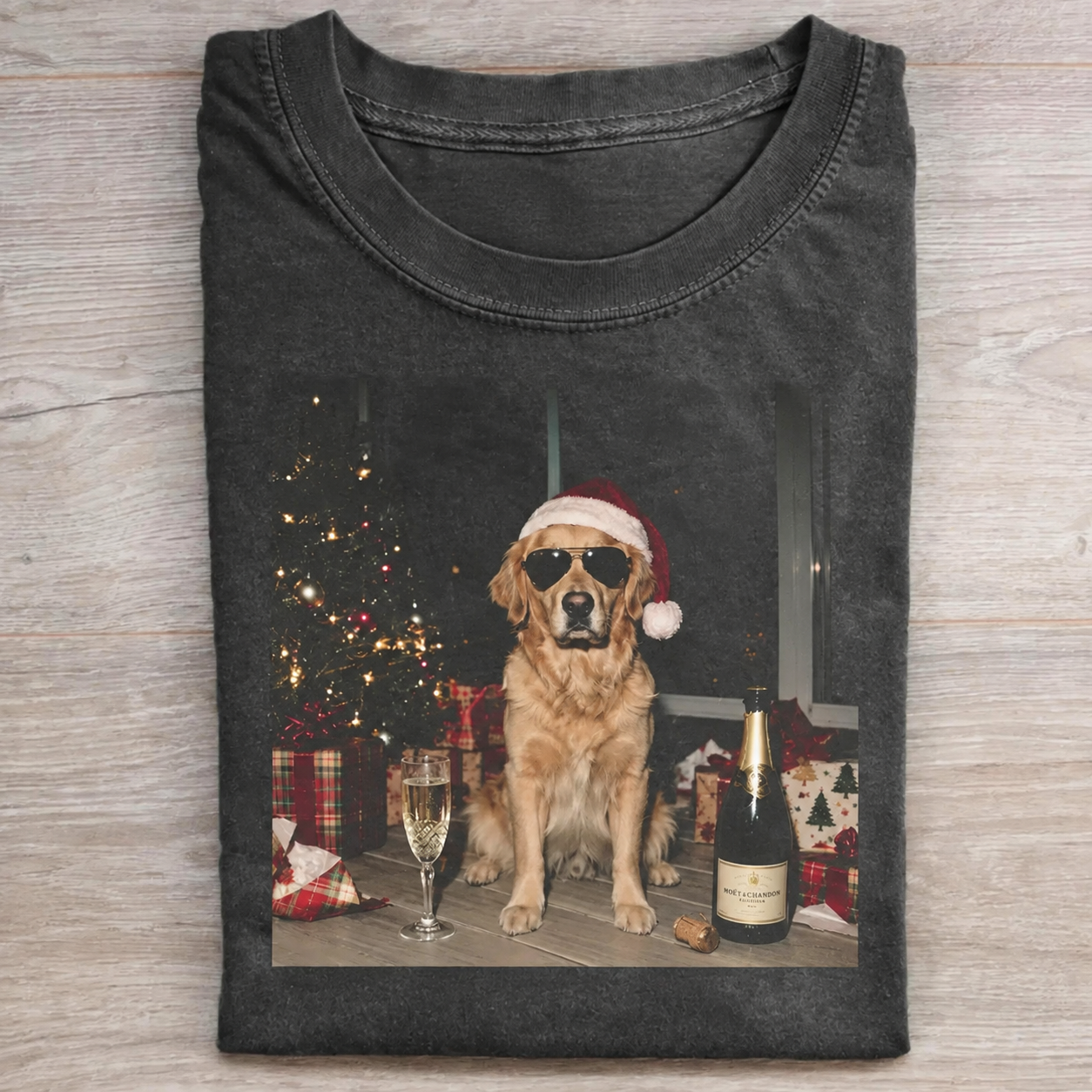 Christmas Golden Retriever Champagne Vintage T-shirt