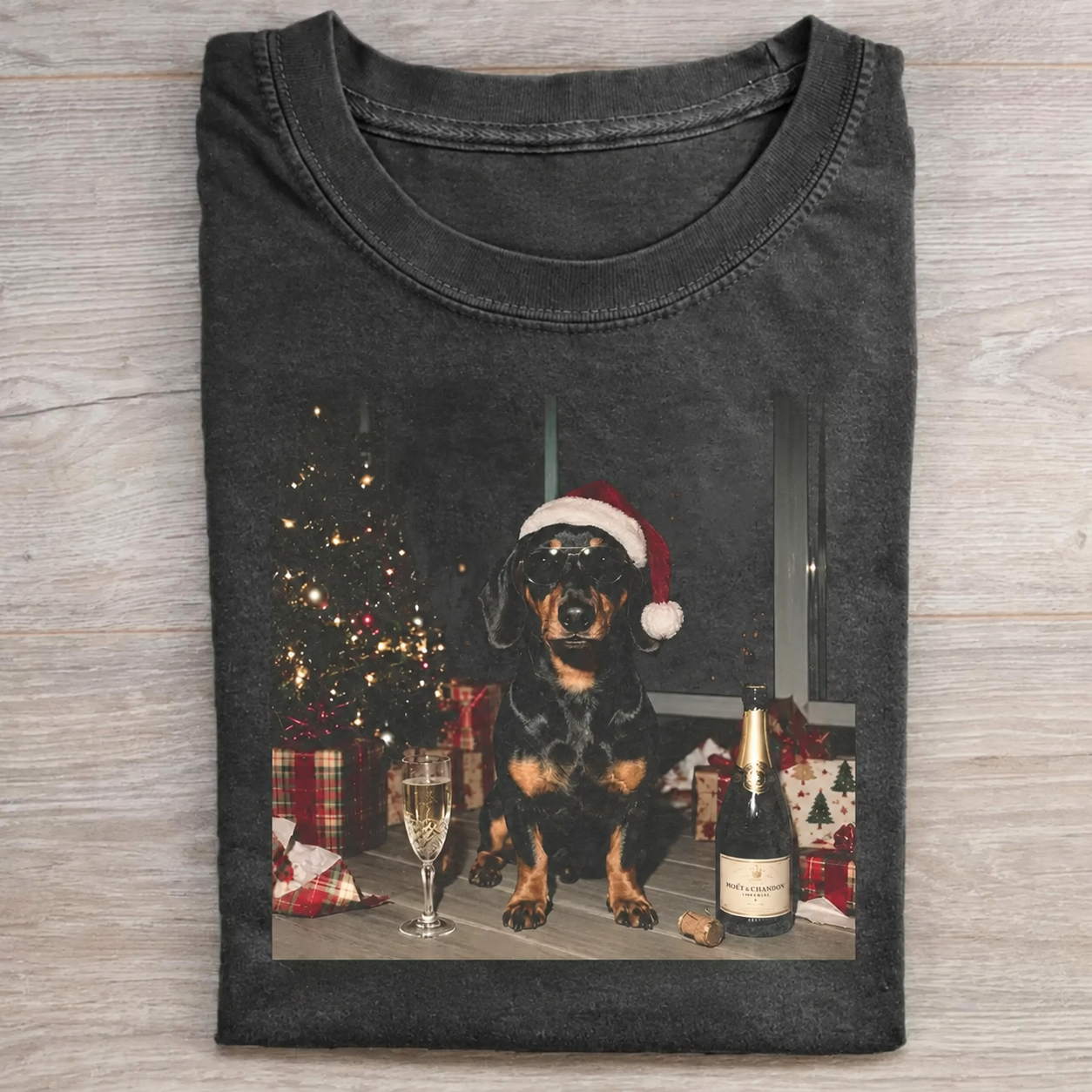 Christmas Dachshund Champagne Vintage T-shirt