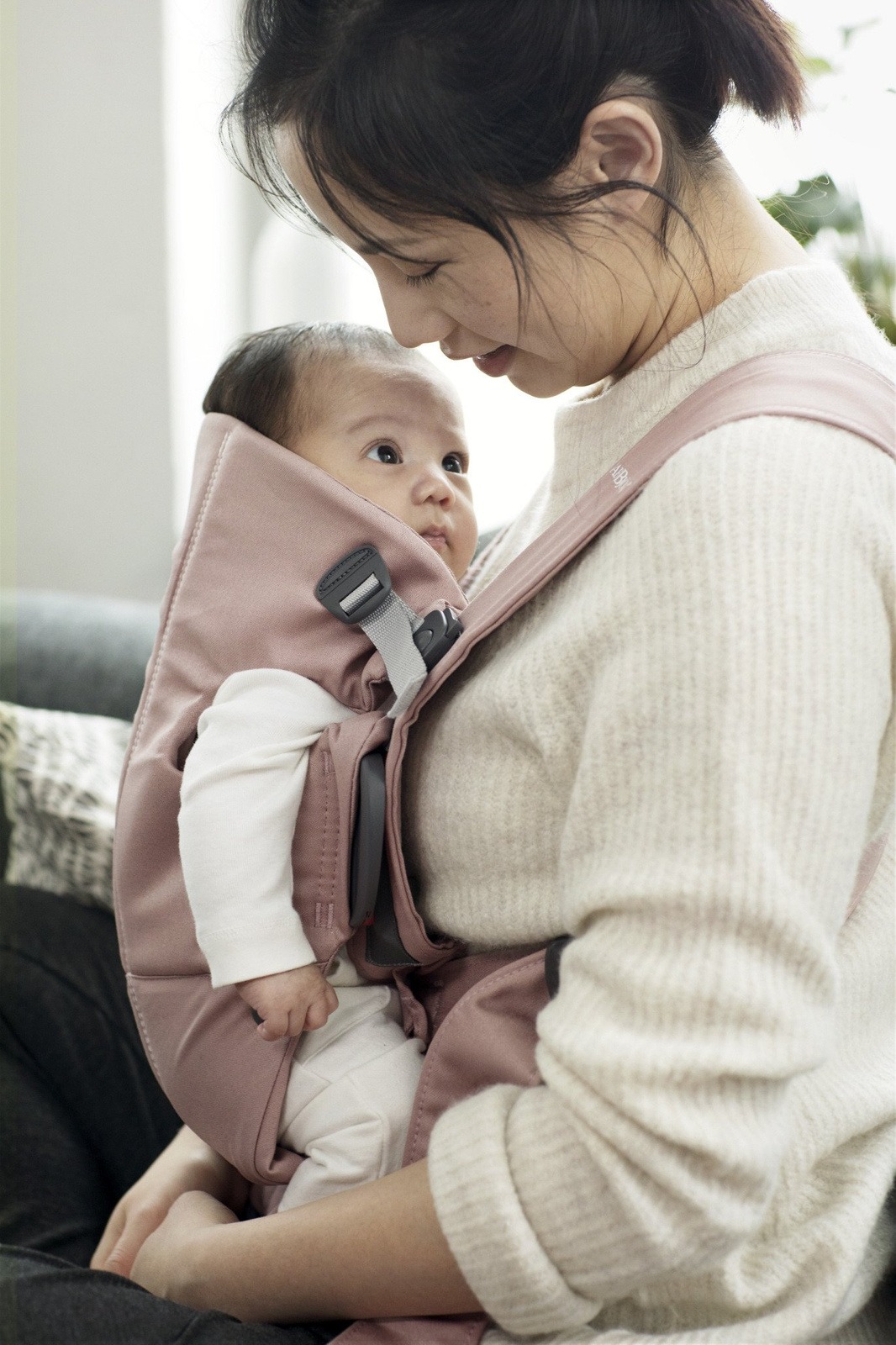 BABYBJÖRN - Baby Carrier MINI Cotton, Dusty Pink