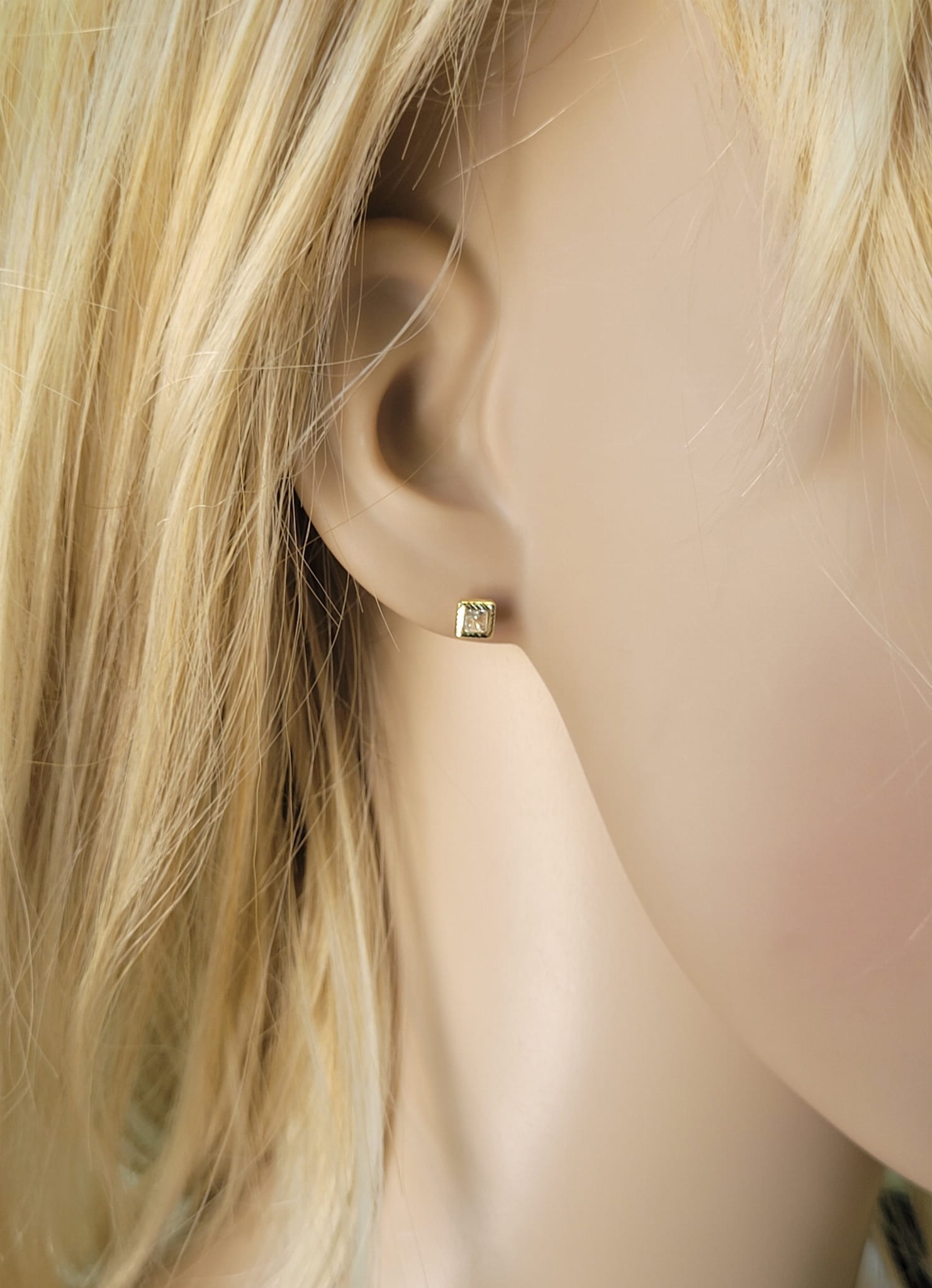 Złote kolczyki Próby 585