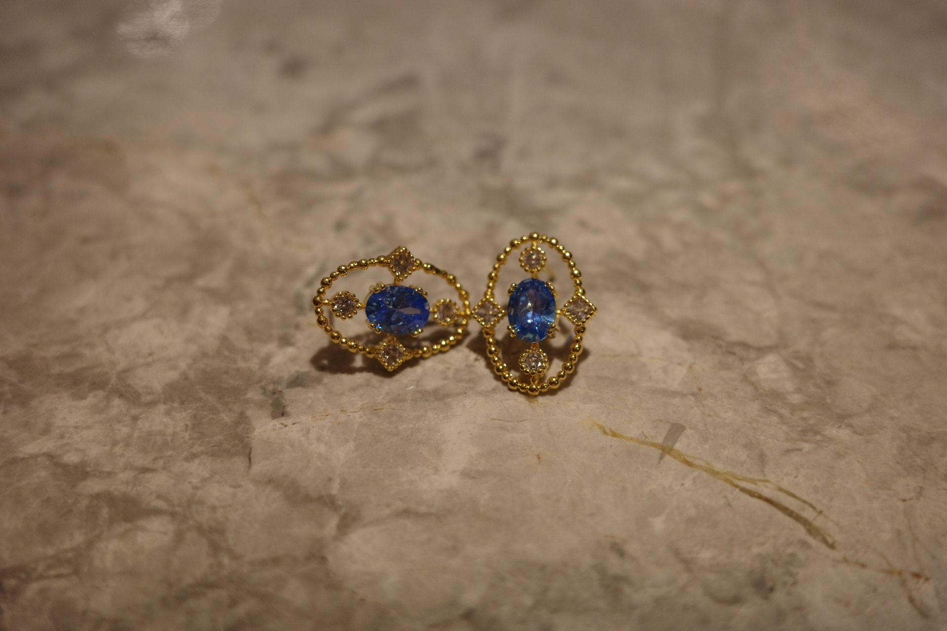 The Venus Azure Crown Earring – Intricate Gold Lace & Oval Zirconia