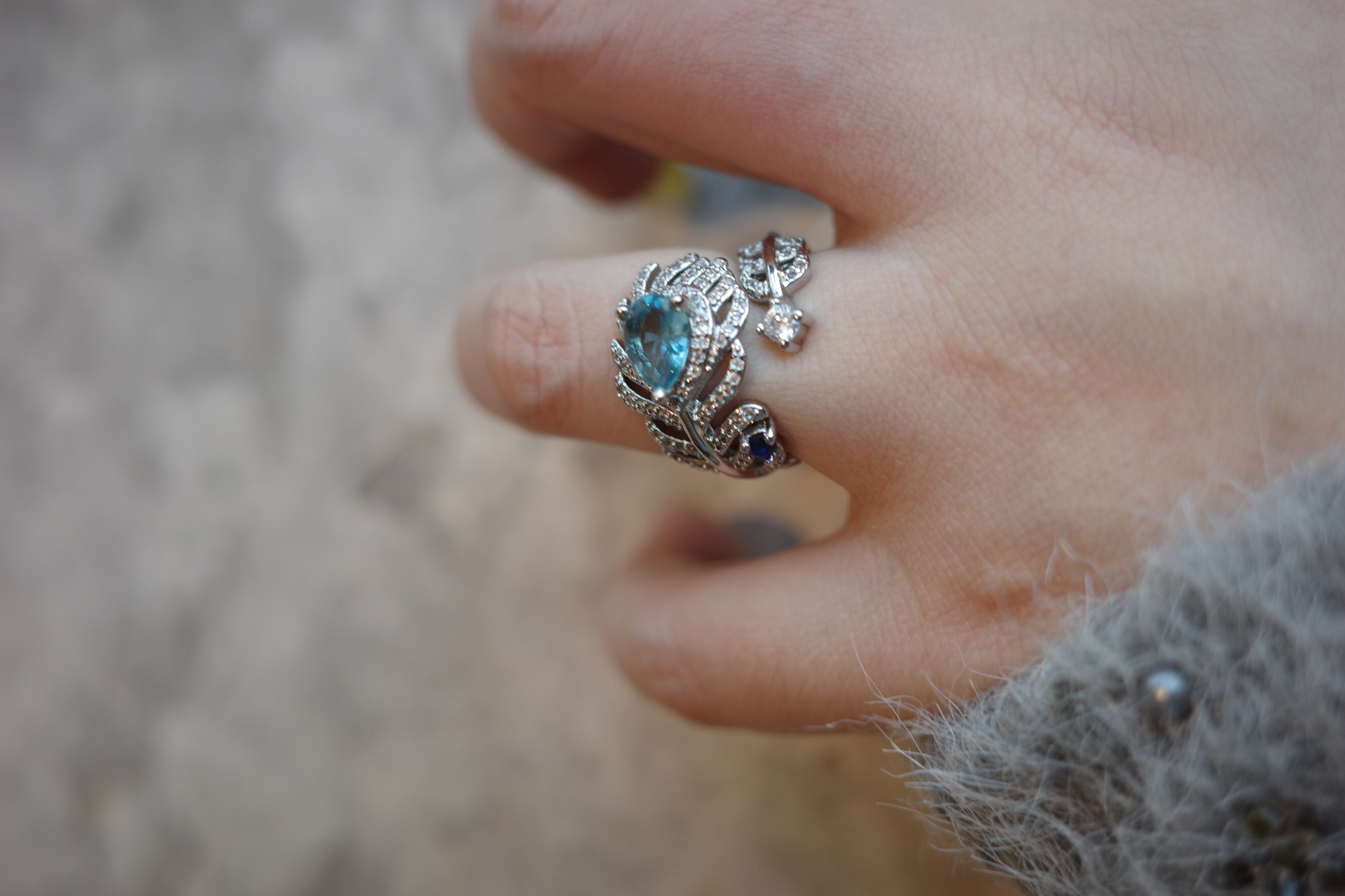 The Mercury Tide Ring – Fluid Geometry & Cosmic Currents
