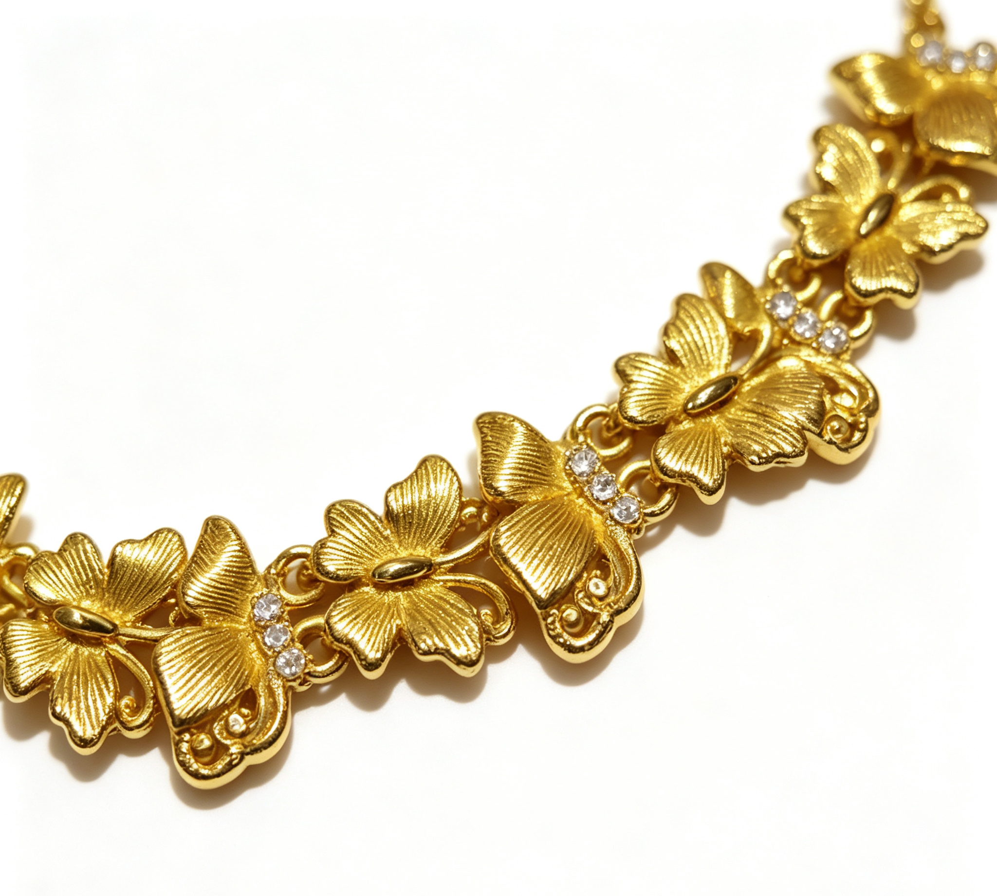 The Venus Butterfly🦋 Chain – Gilded Silk Finish & Adjustable Drawstring Bracelet