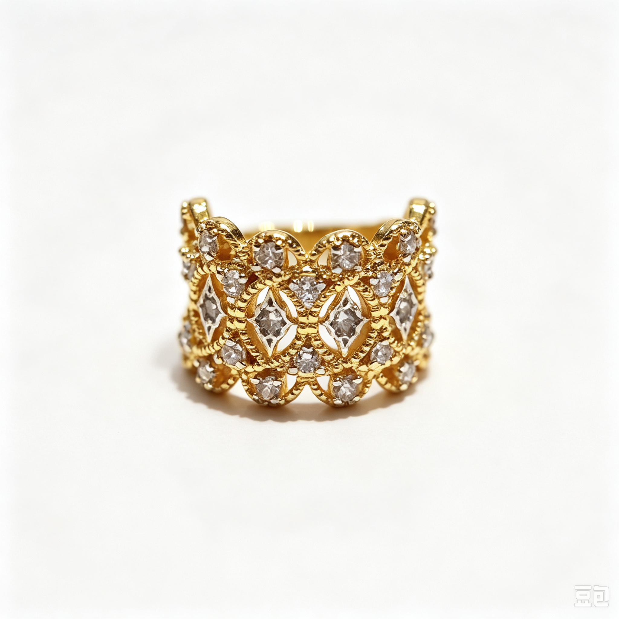 The Gilded Lace Ring – Intricate French Hollow-Out & Pavé Zirconia