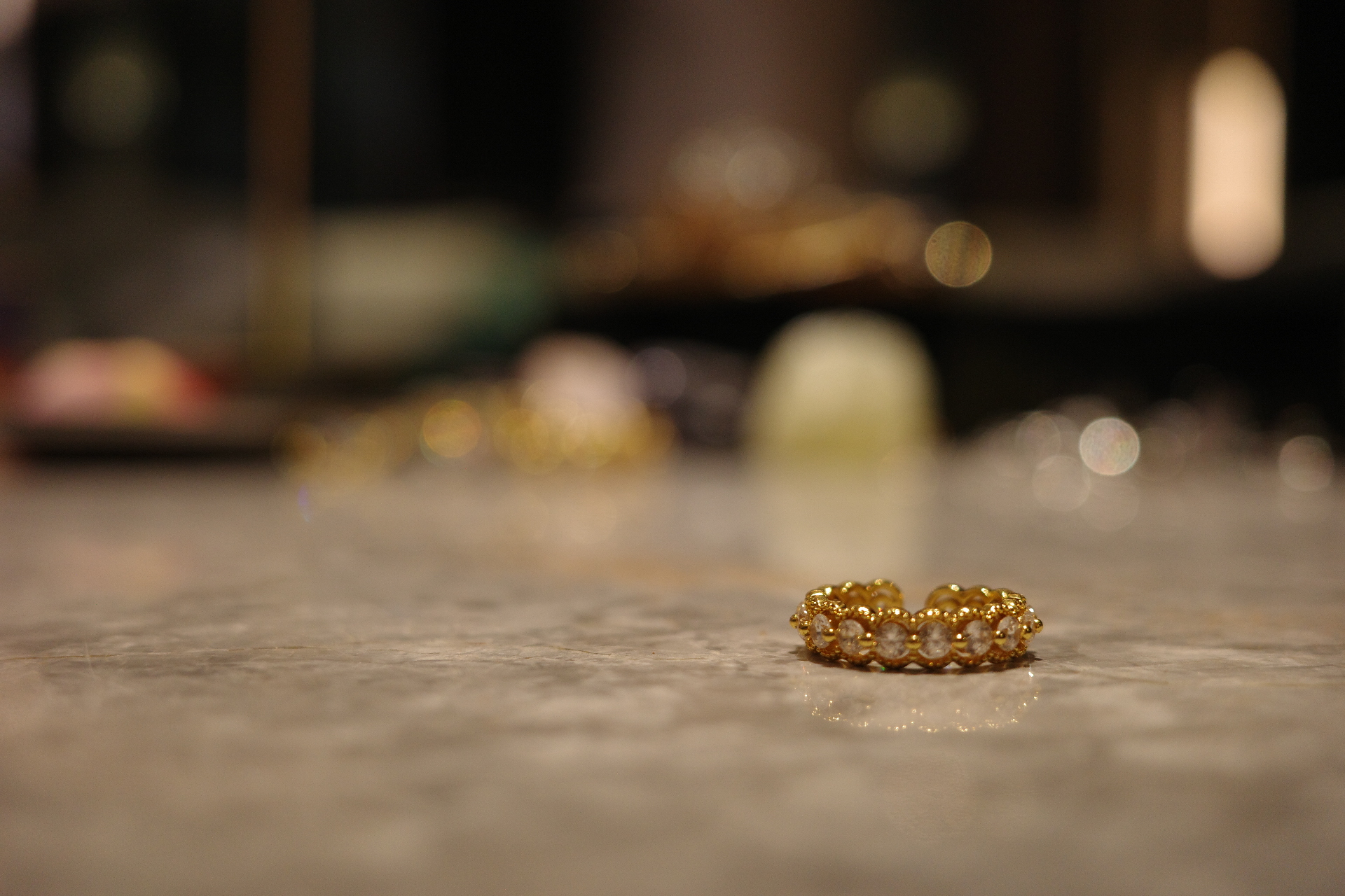 The Venus Lace Ring – Gilded Filigree & Constellation Zirconia Band