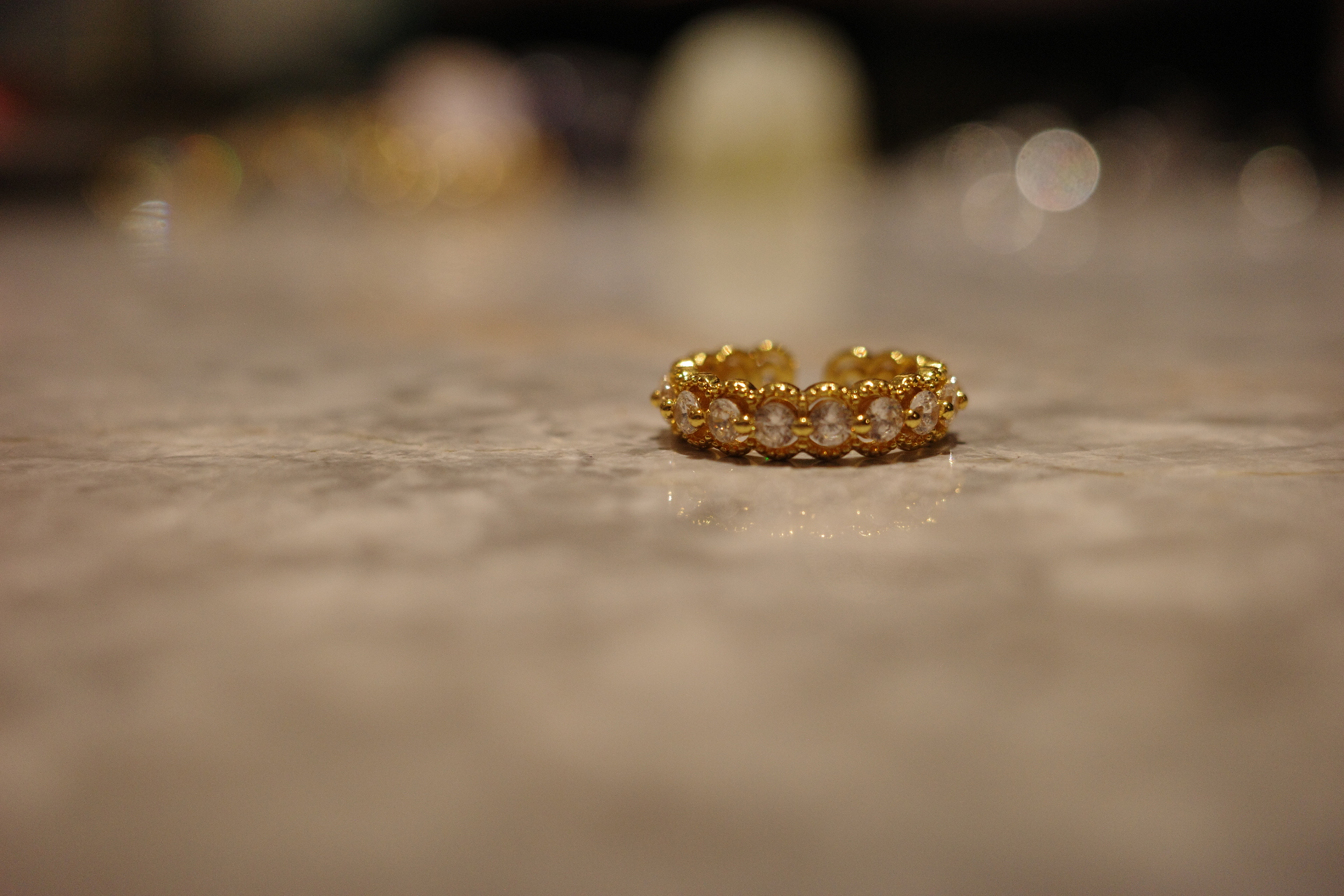 The Venus Lace Ring – Gilded Filigree & Constellation Zirconia Band