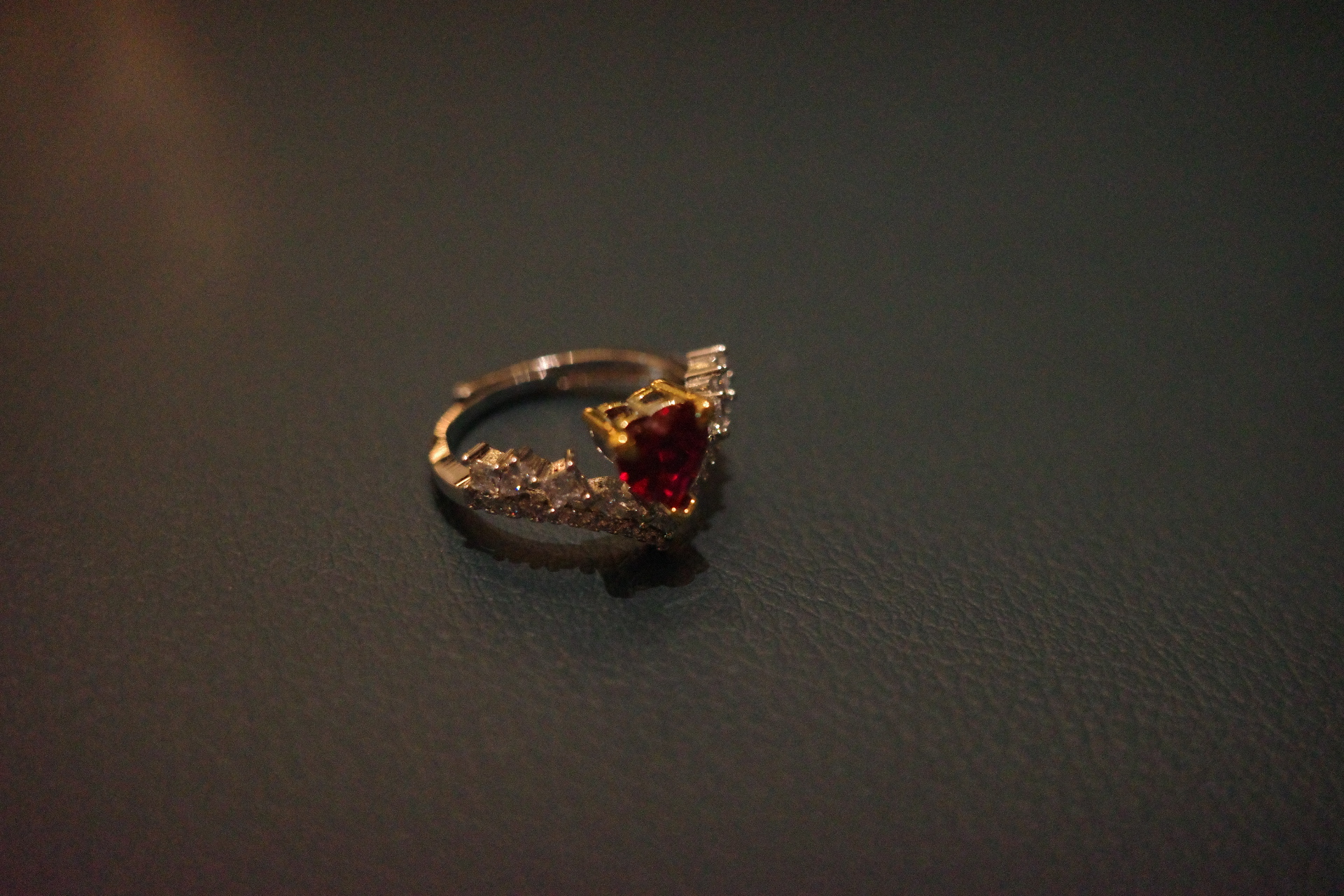 OR-YÉNA | The Mars Coronation Ring – Crimson Heart Corundum & Double-V Crown Halo