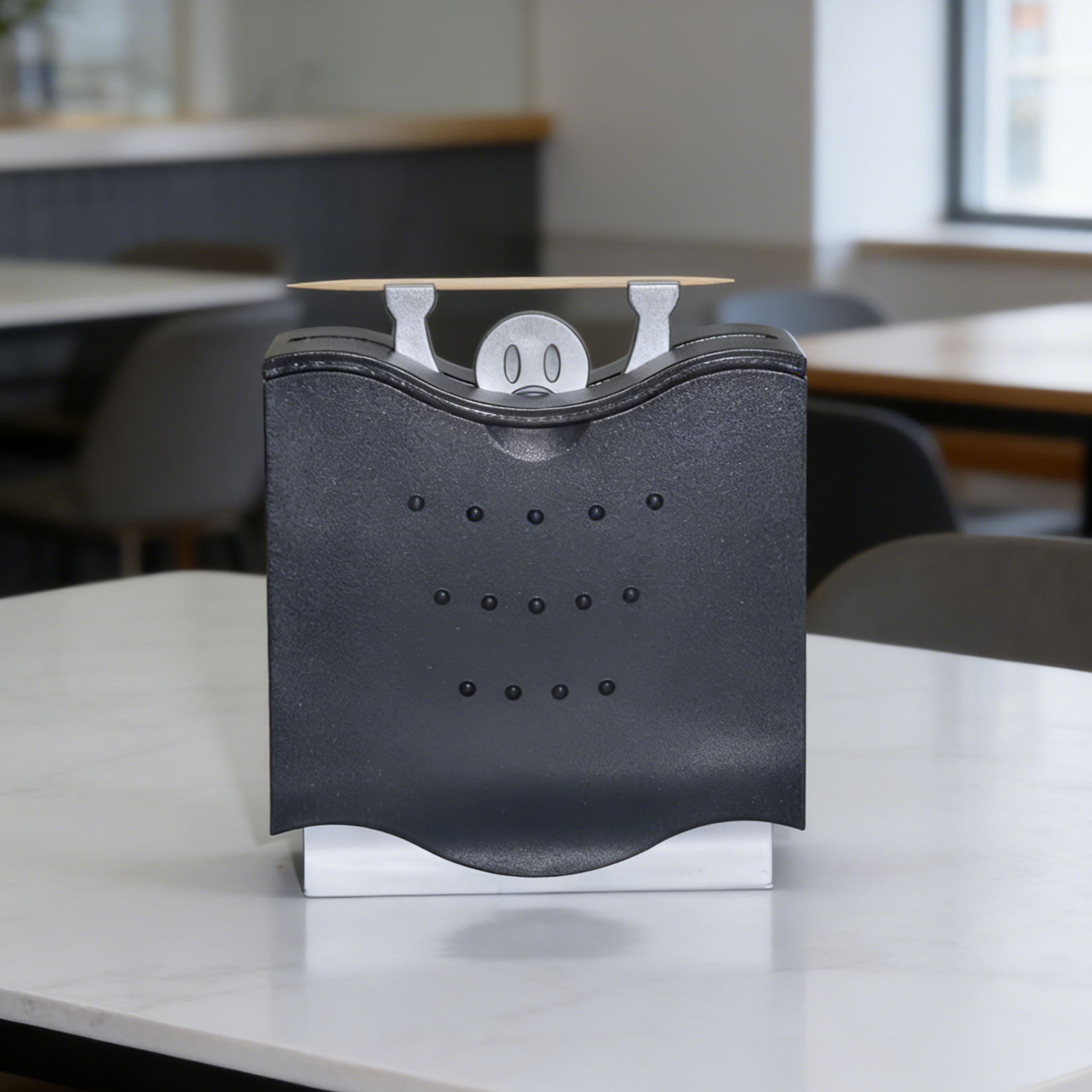 Fogpiszkáló doboz vendéglátóhelyen