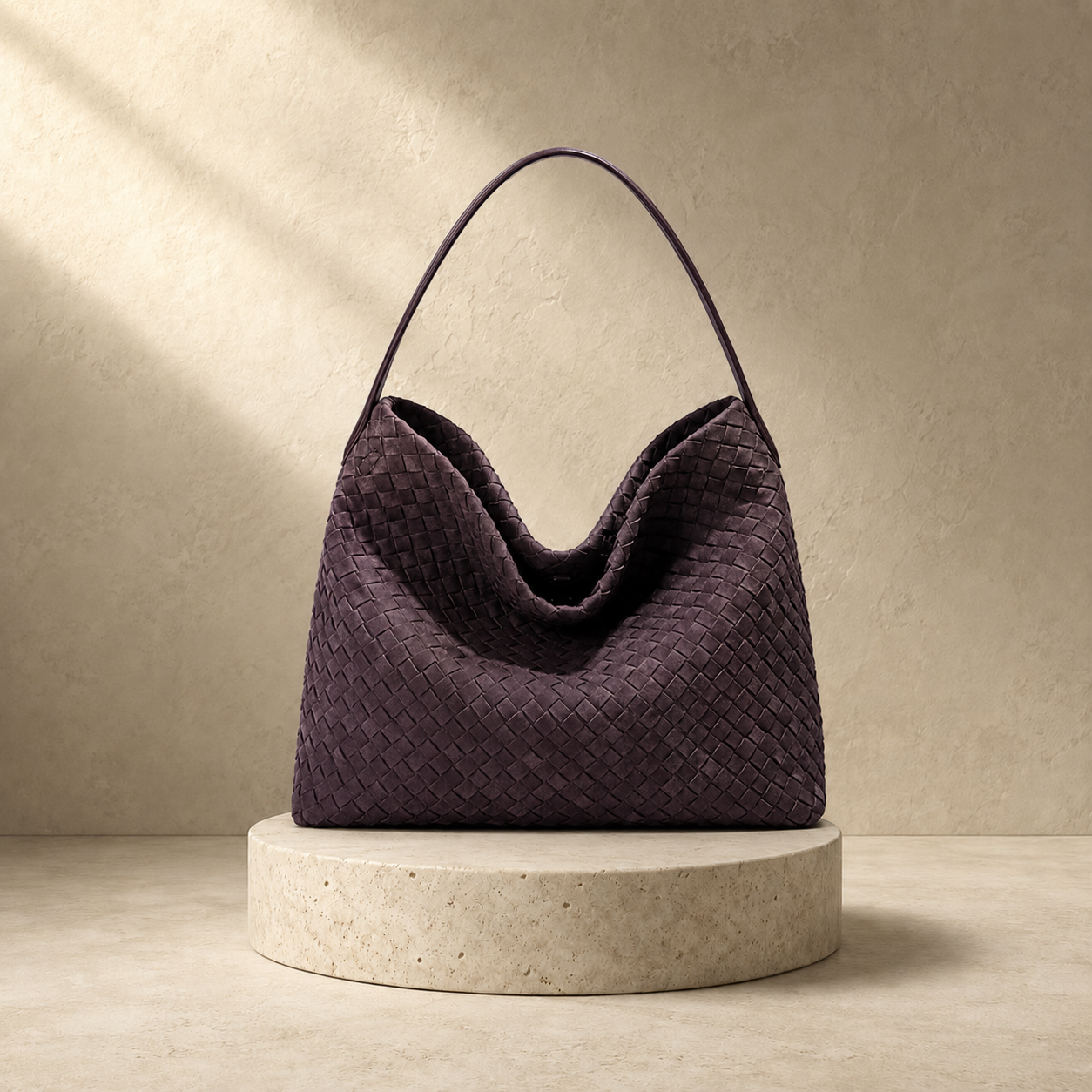 "L’Abbraccio Infinito" – Die handgeflochtene Luxus-Hobo aus ultra-softem italienischem Premium-Leder