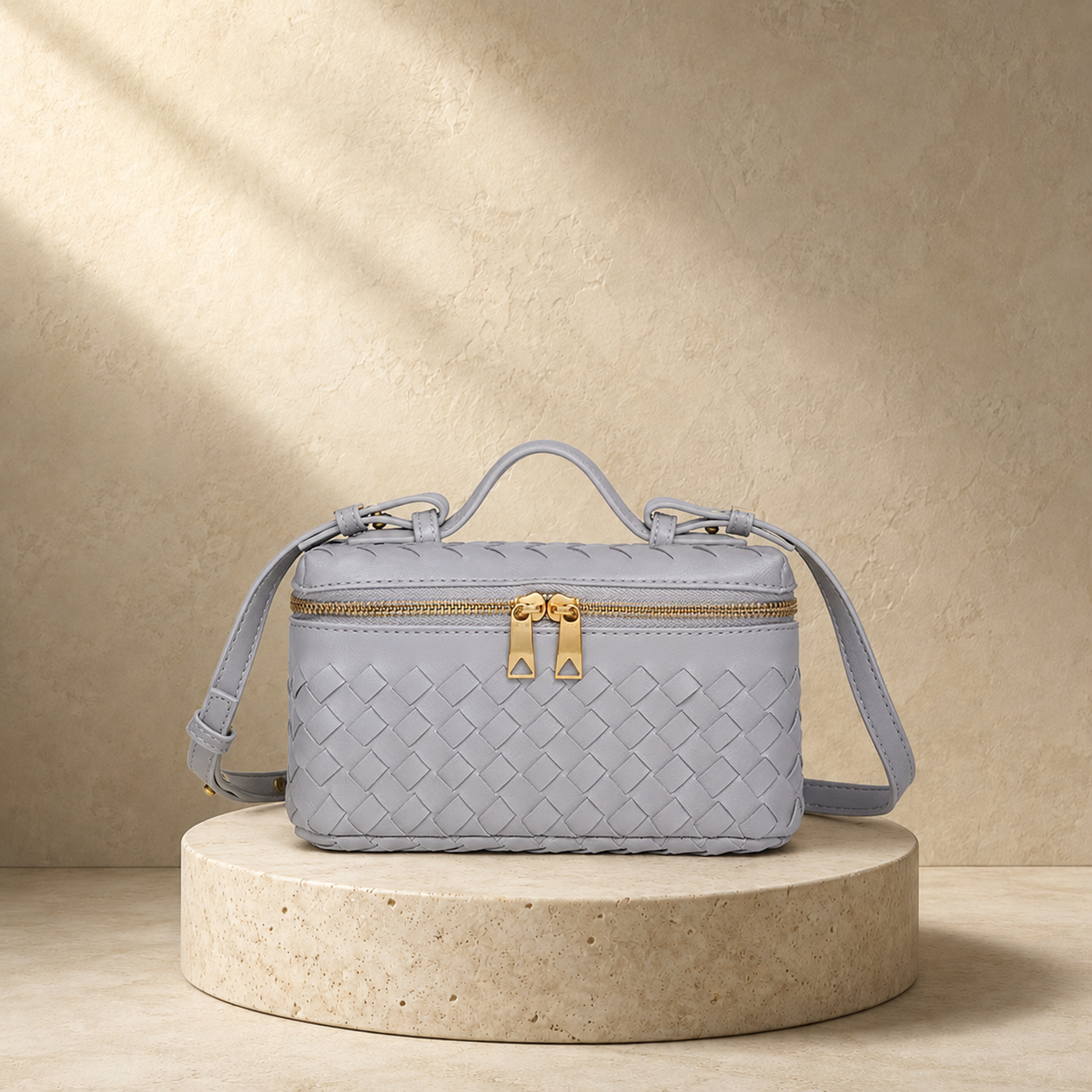 "La Scatola d'Oro" – Exklusive handgeflochtene Vanity-Bag aus ultra-softem italienischem Lammleder