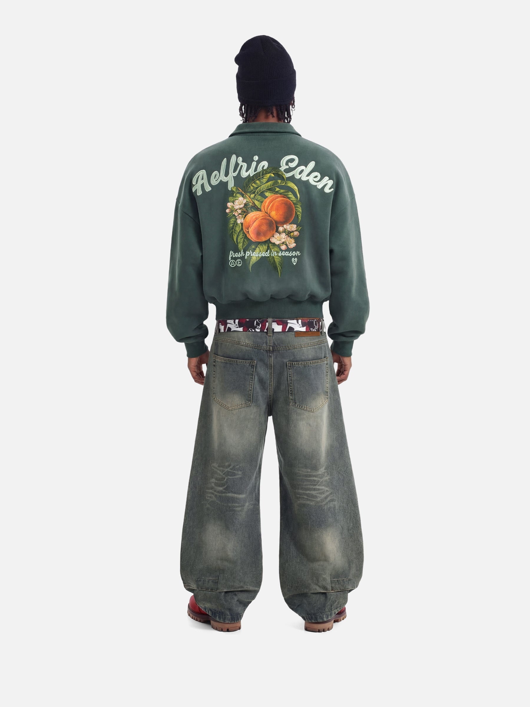 Aelfric Eden Peach Graphic Boxy Zip Up Sweatshirt
