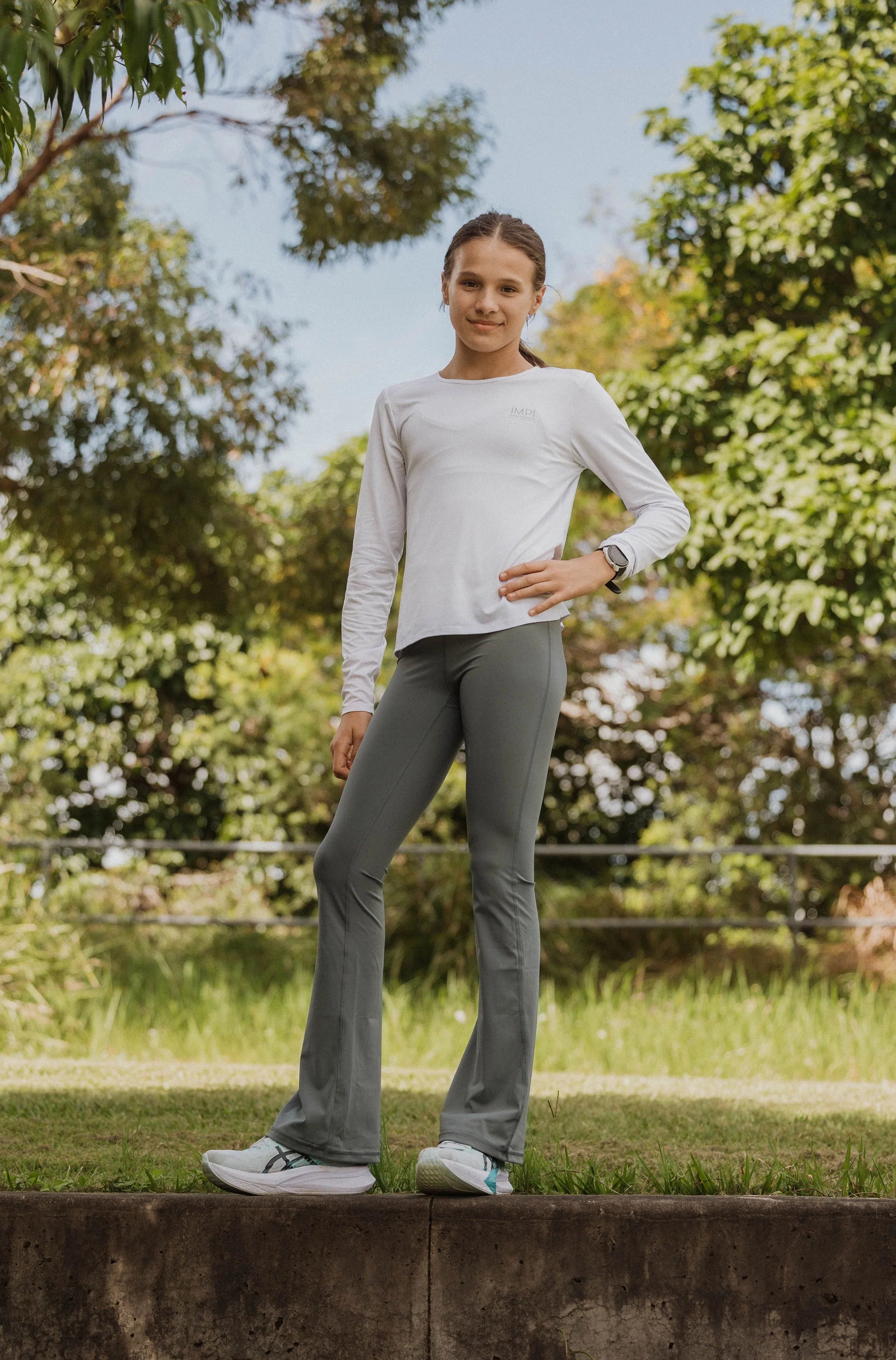 IMPI Flared Leg Tights - Olive