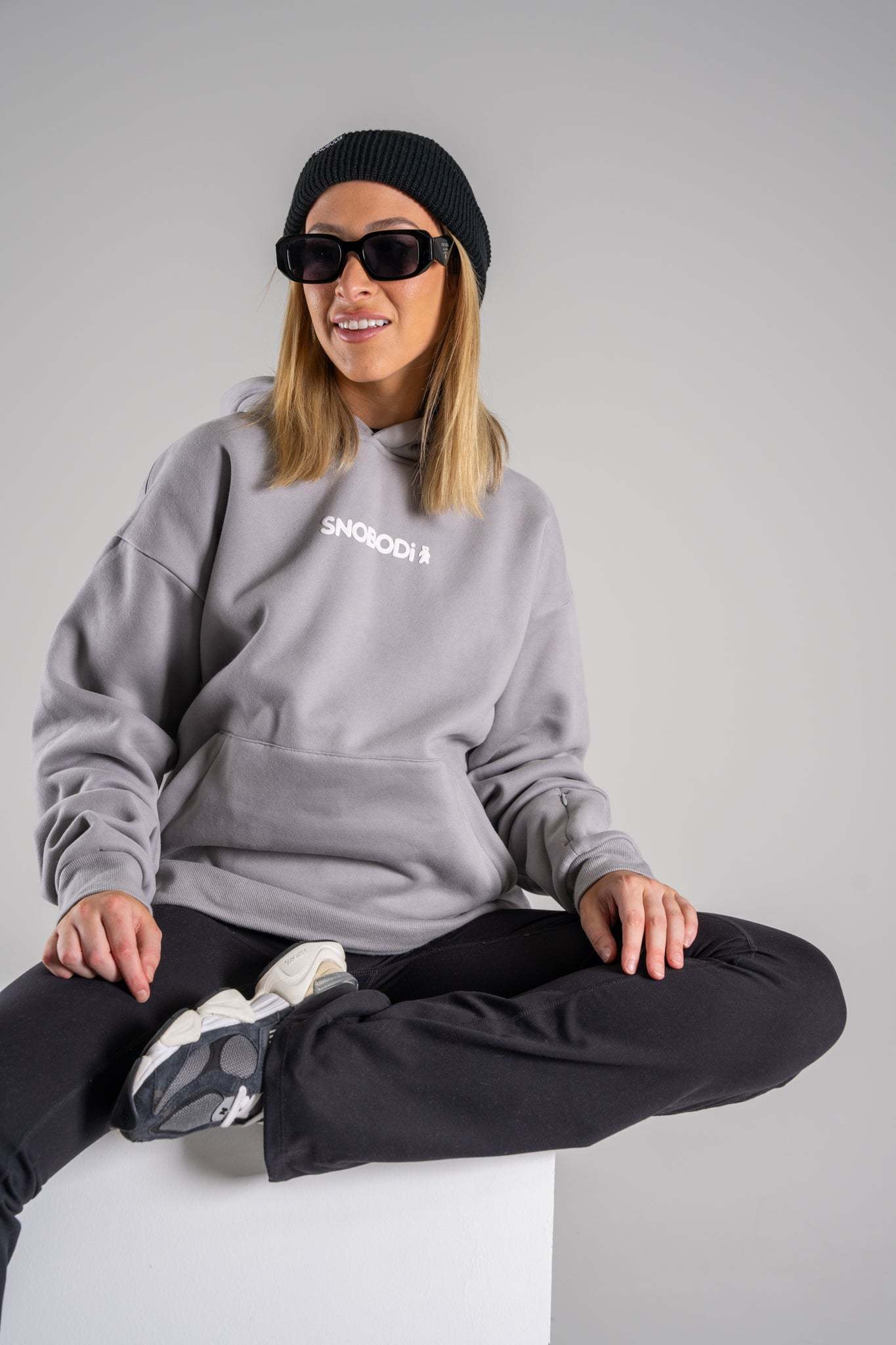 Venture Hoodie - Light Grey