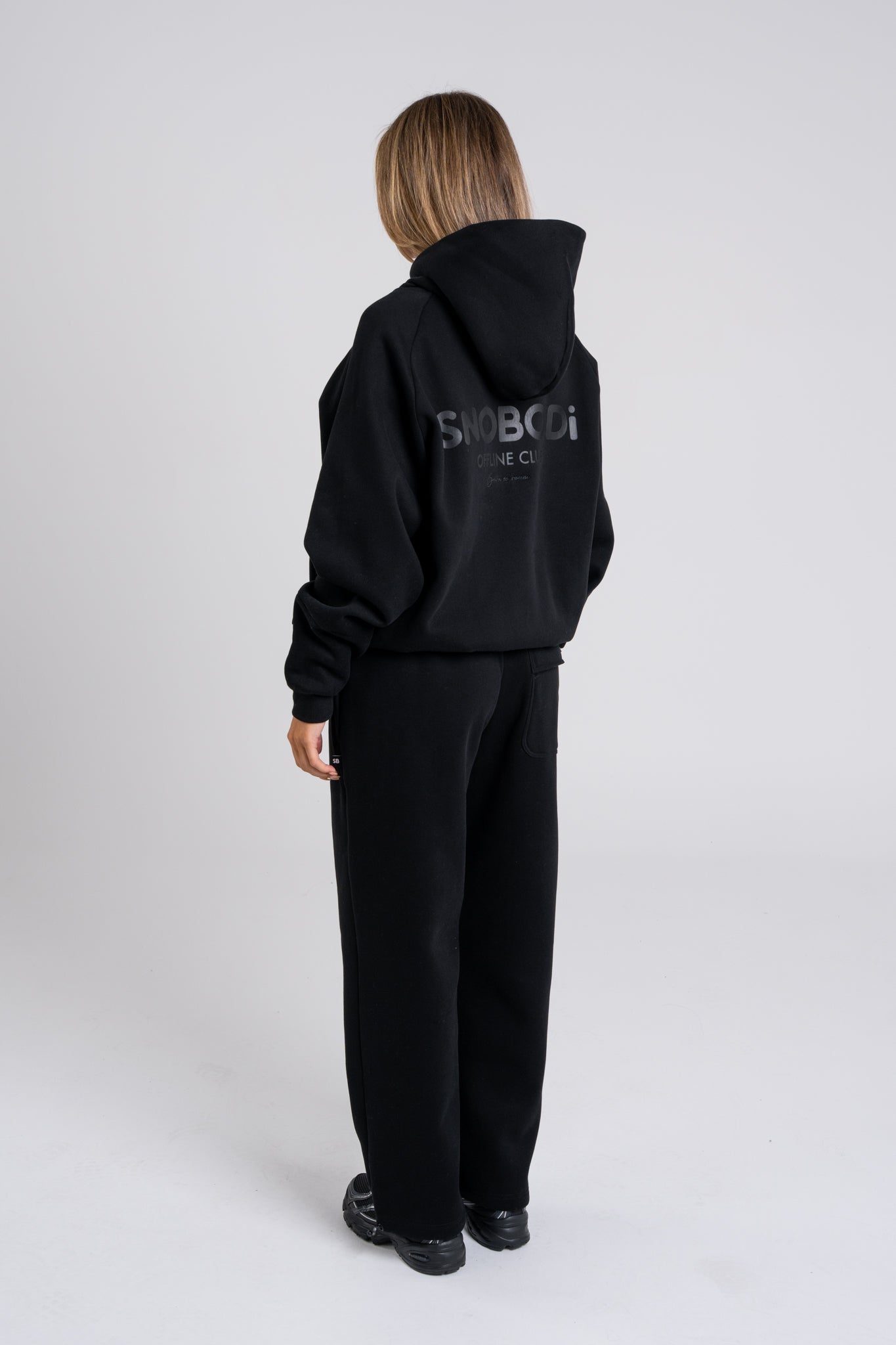 Offline Trackies - Black