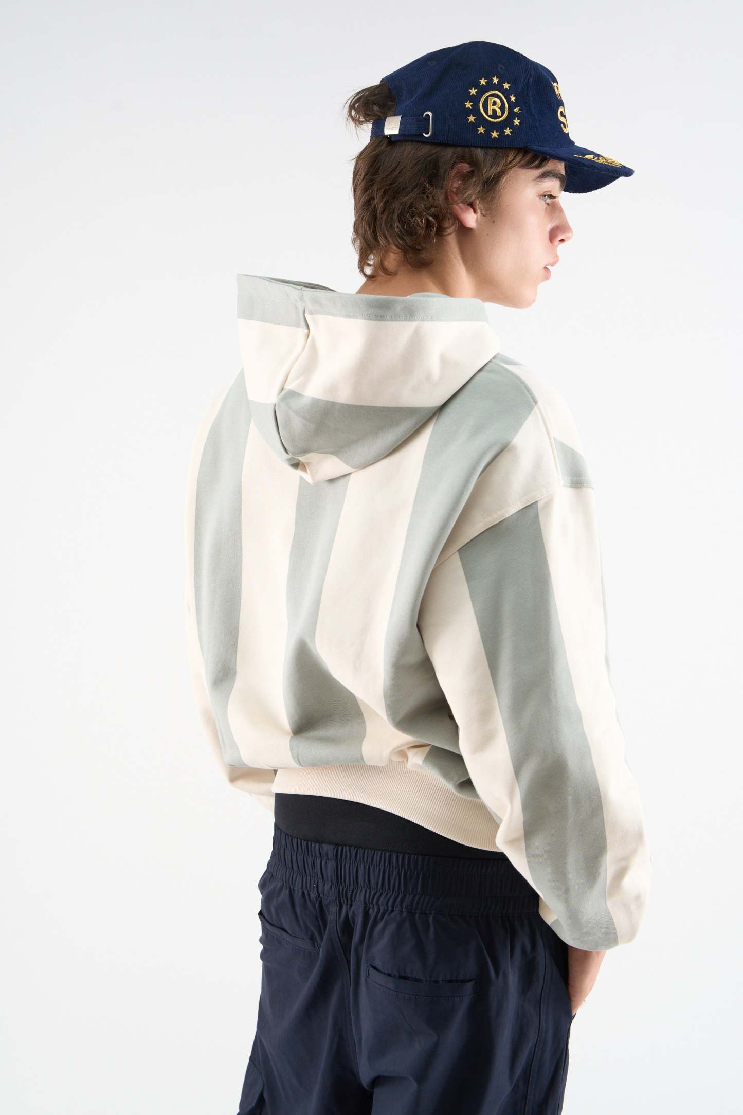 Picadilly Ecru Zipper