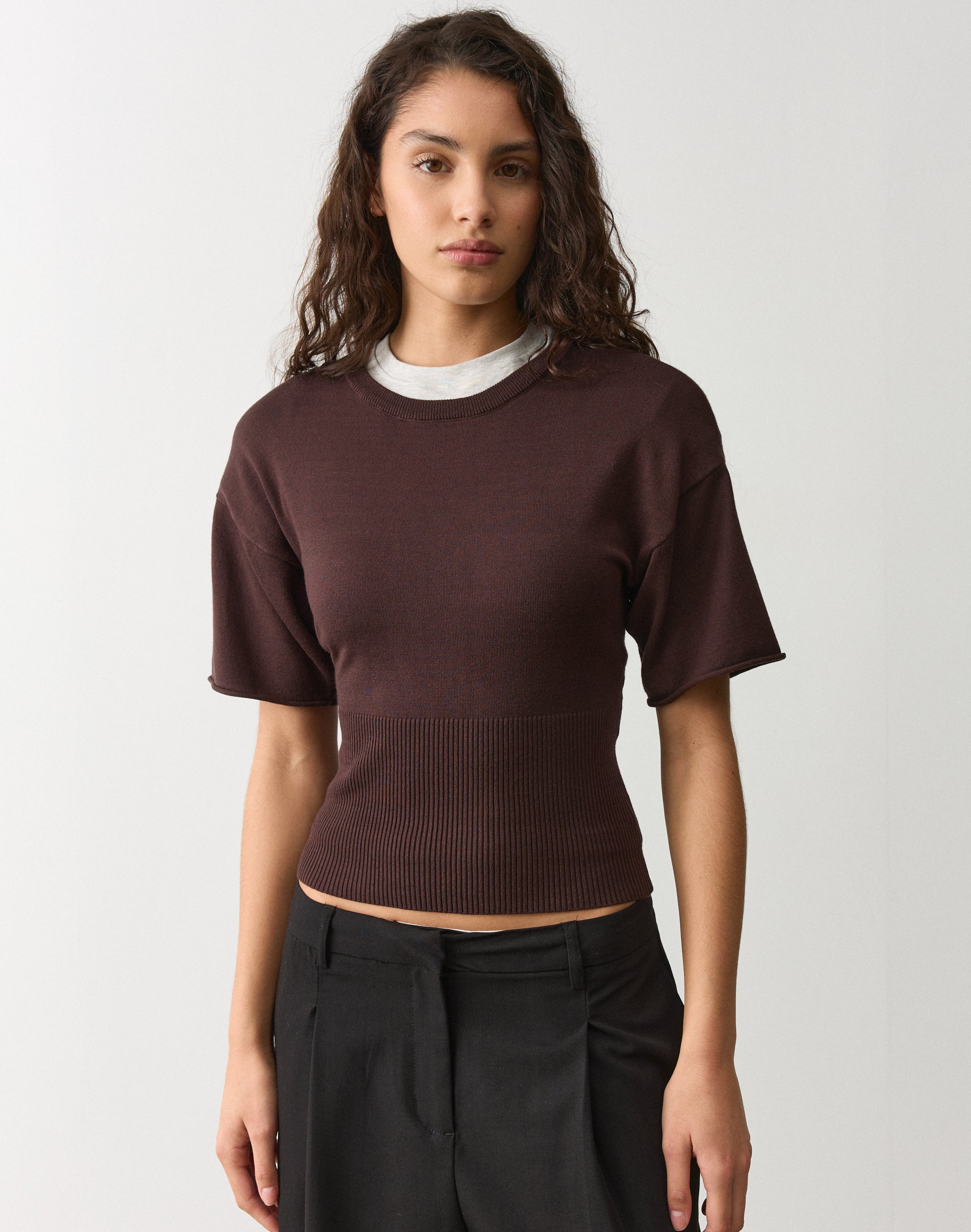 Short Sleeve Rib Waist Knit Top