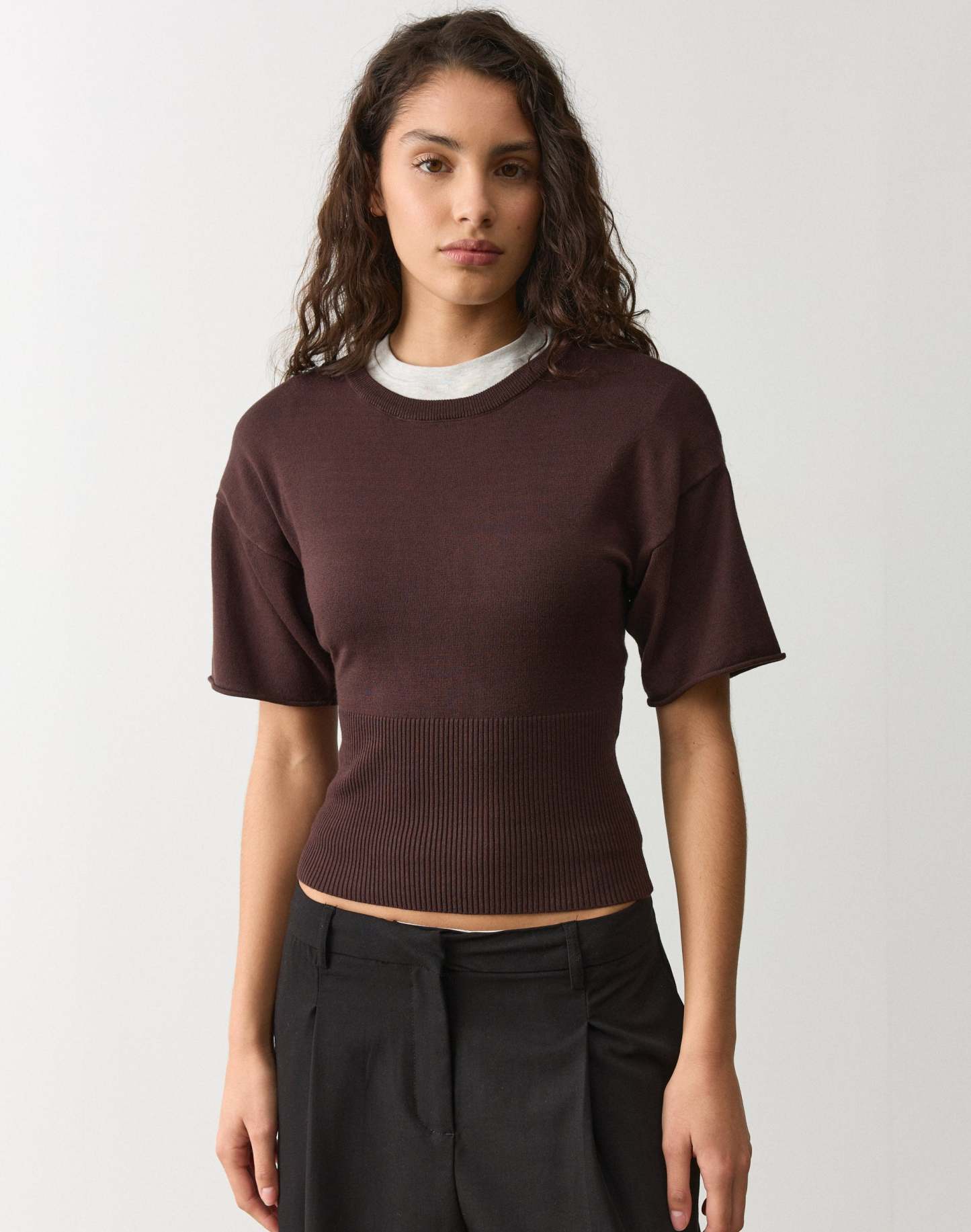 Short Sleeve Rib Waist Knit Top