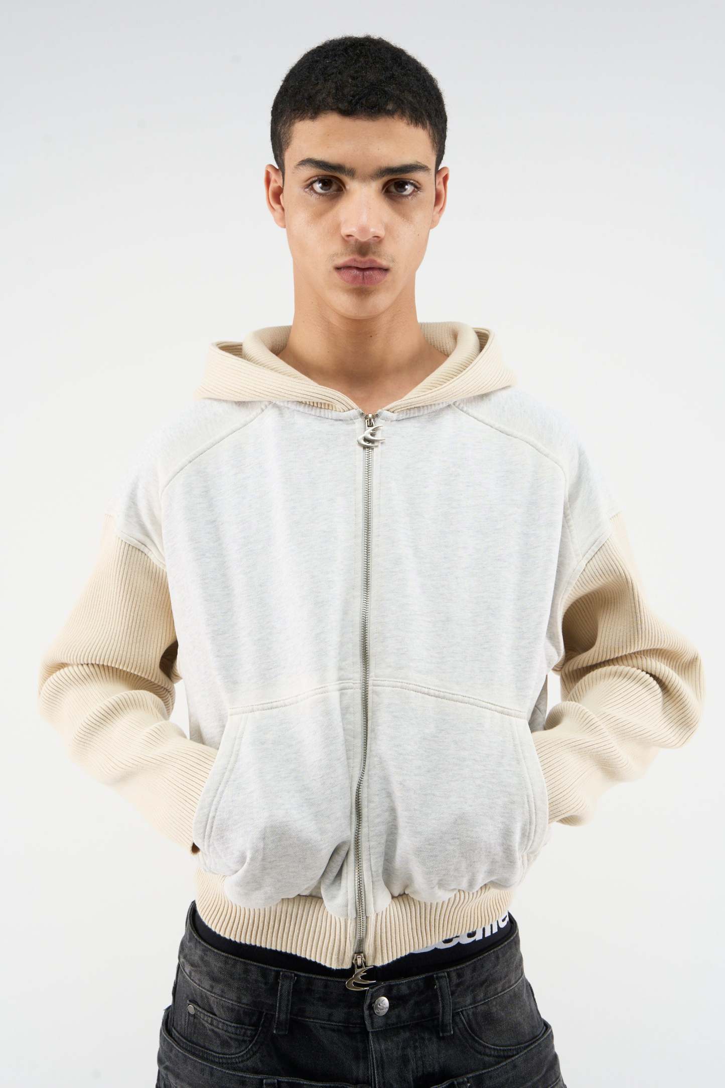 Exit Grey Zipper