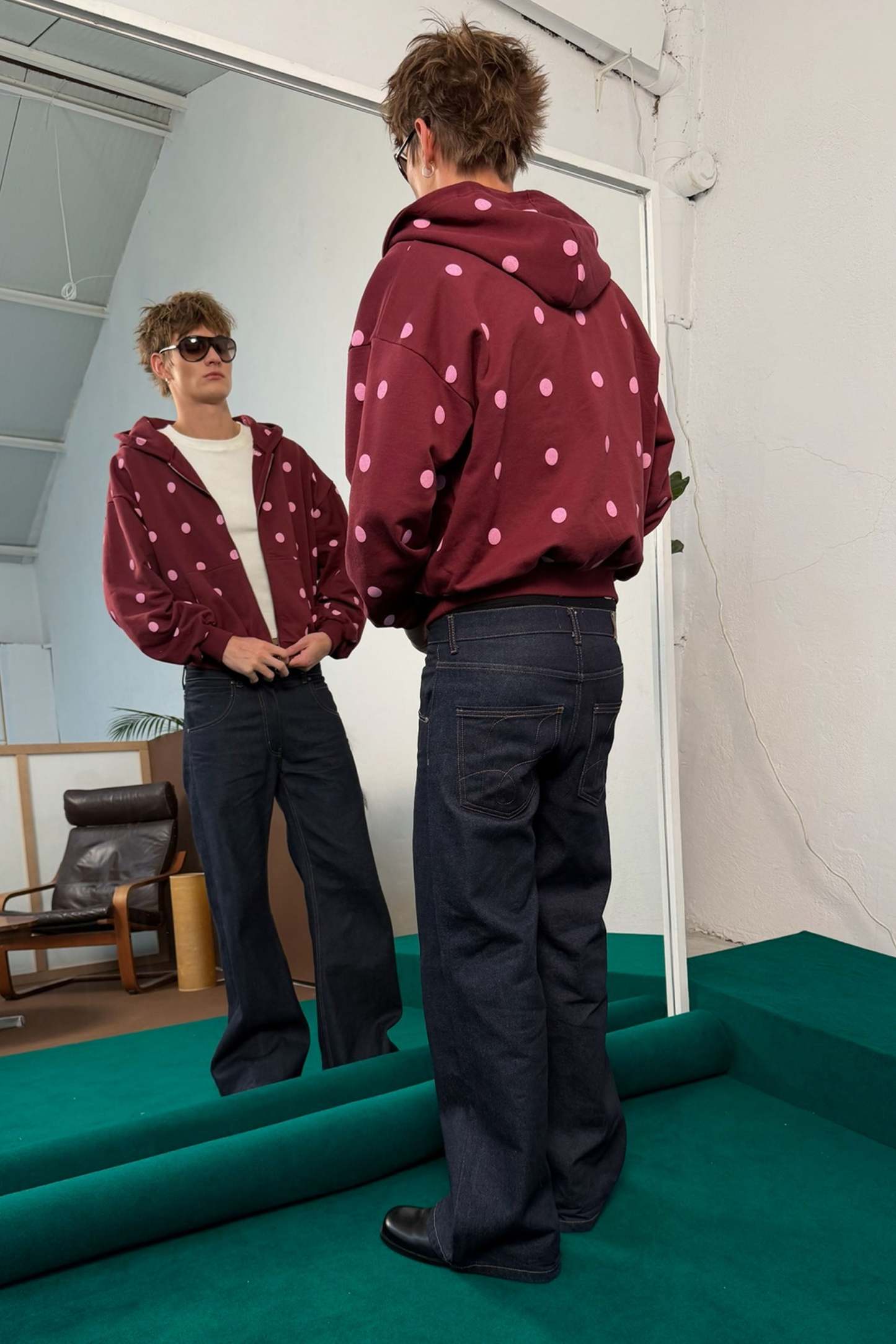 Dots Burgundy Zipper