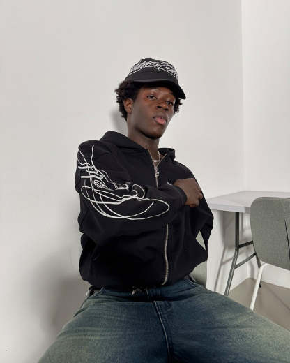 NEW SCRIPT ZIP HOODIE BLACK