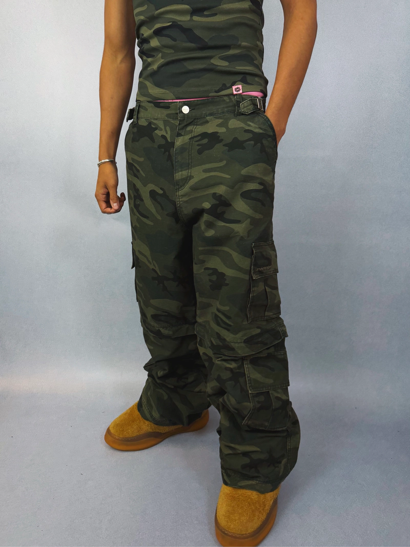 2-IN-1 STAR CAMO CARGO PANTS/SHORTS