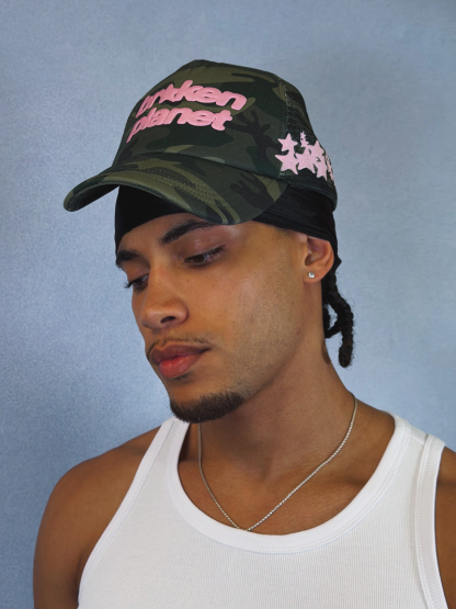 STAR CAMO TRUCKER HAT