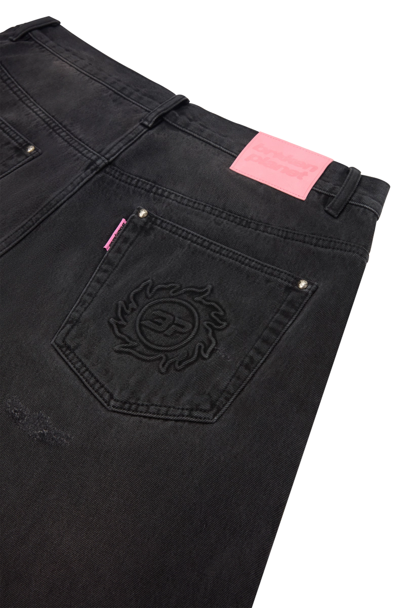 DISTRESSED DENIM SHORTS