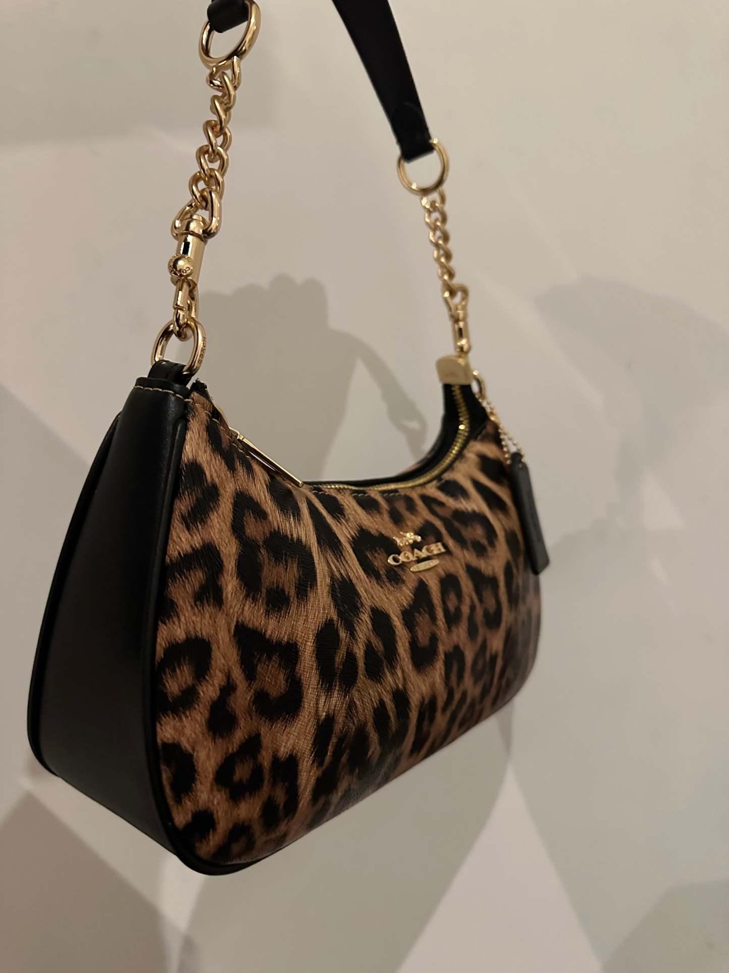 Teri Leopard Black Shoulder Handbag