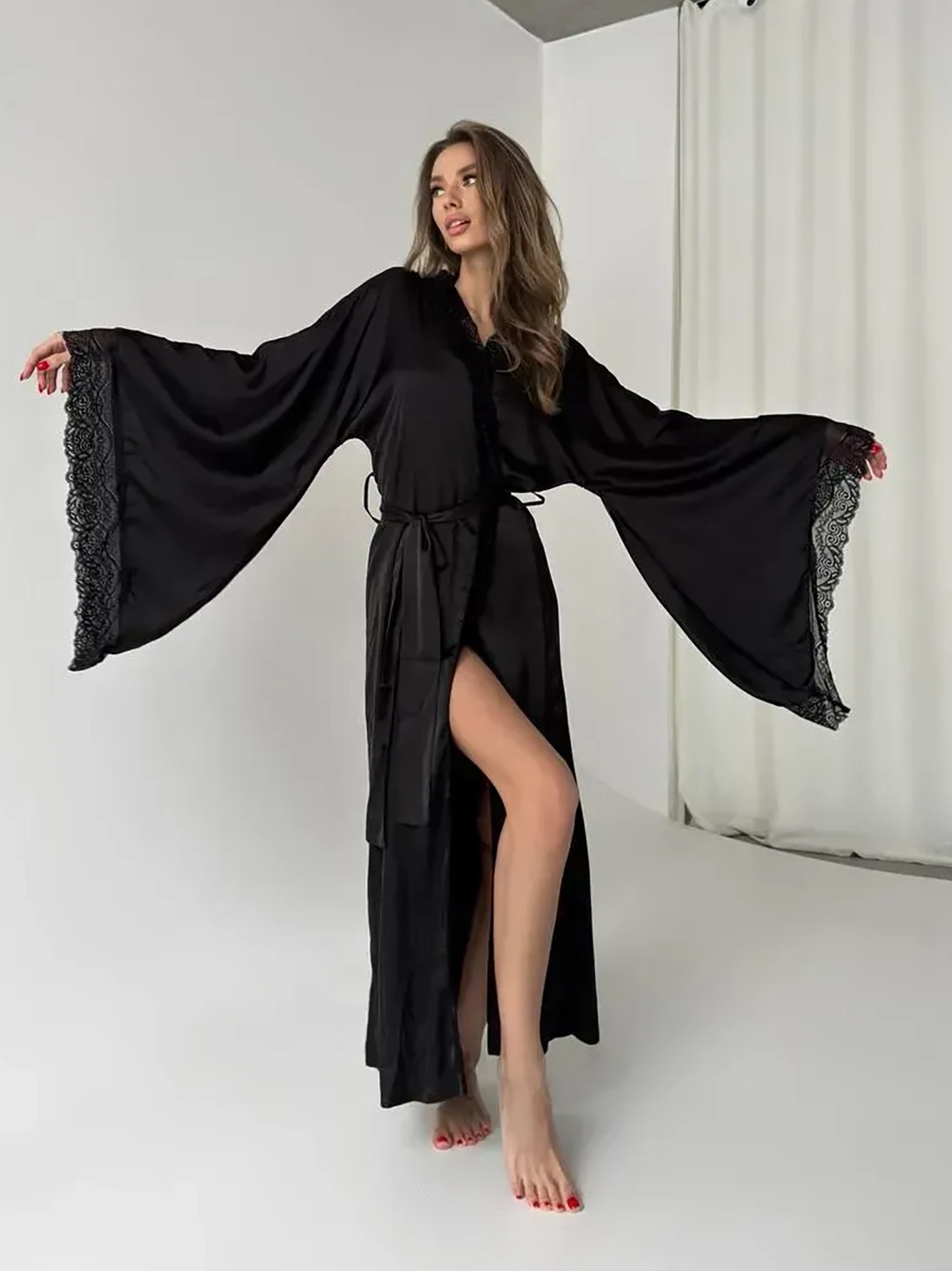 Vivian Lace Trimmed Satin Robe