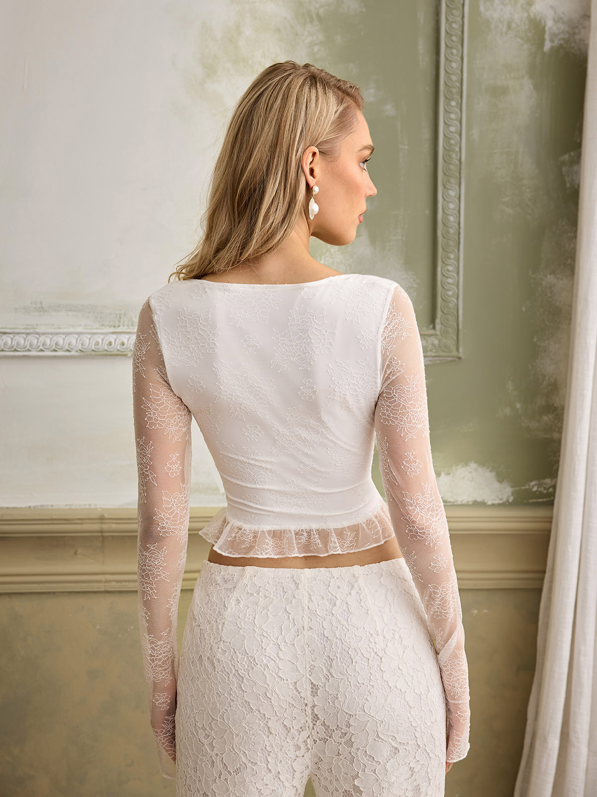Blake Lace Long Sleeve Bustier