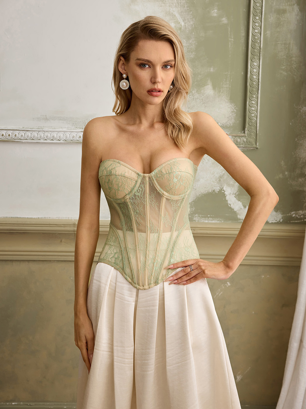 Alaina Lace Corset In Green