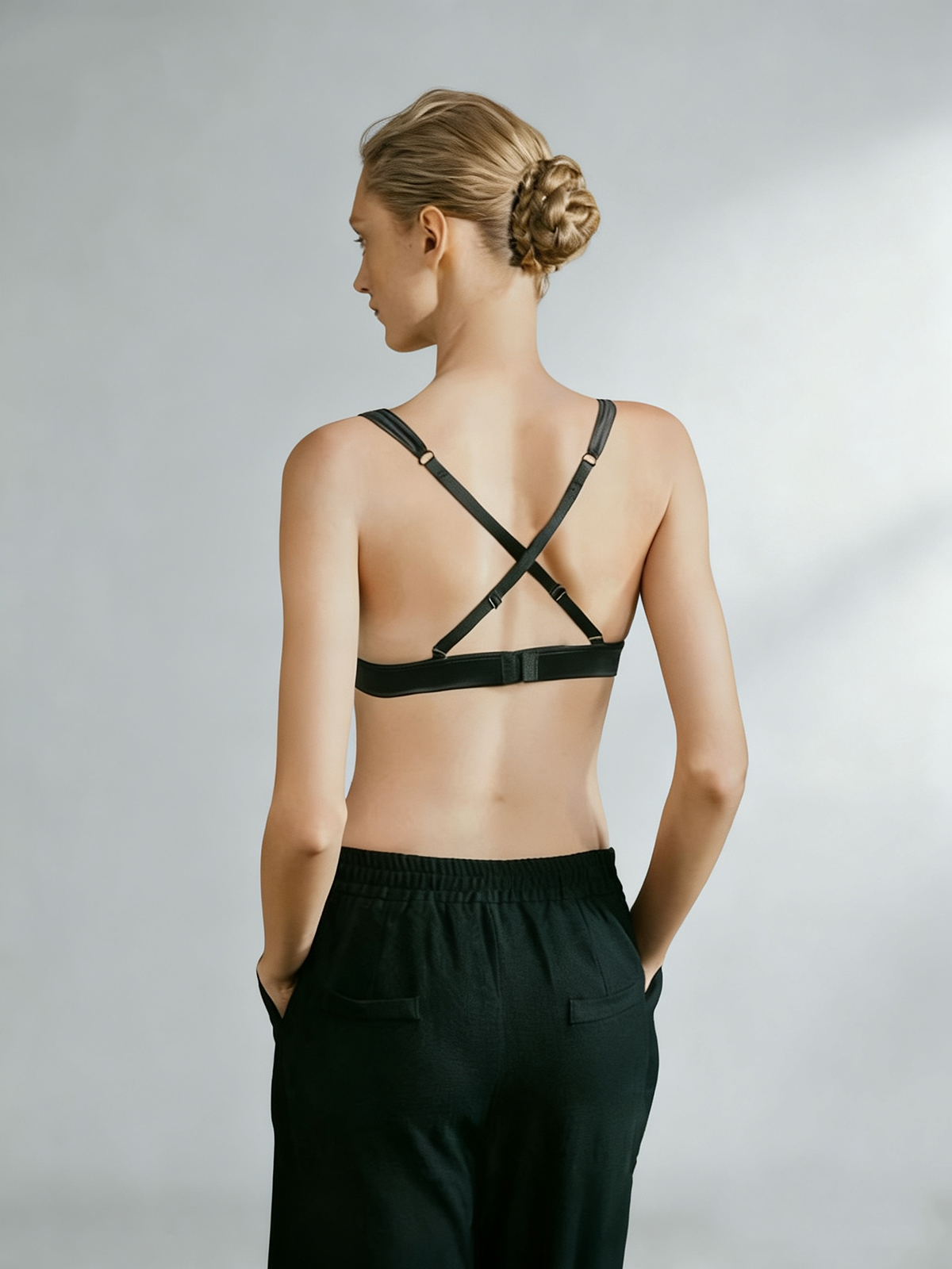 Angela Bralette - Black