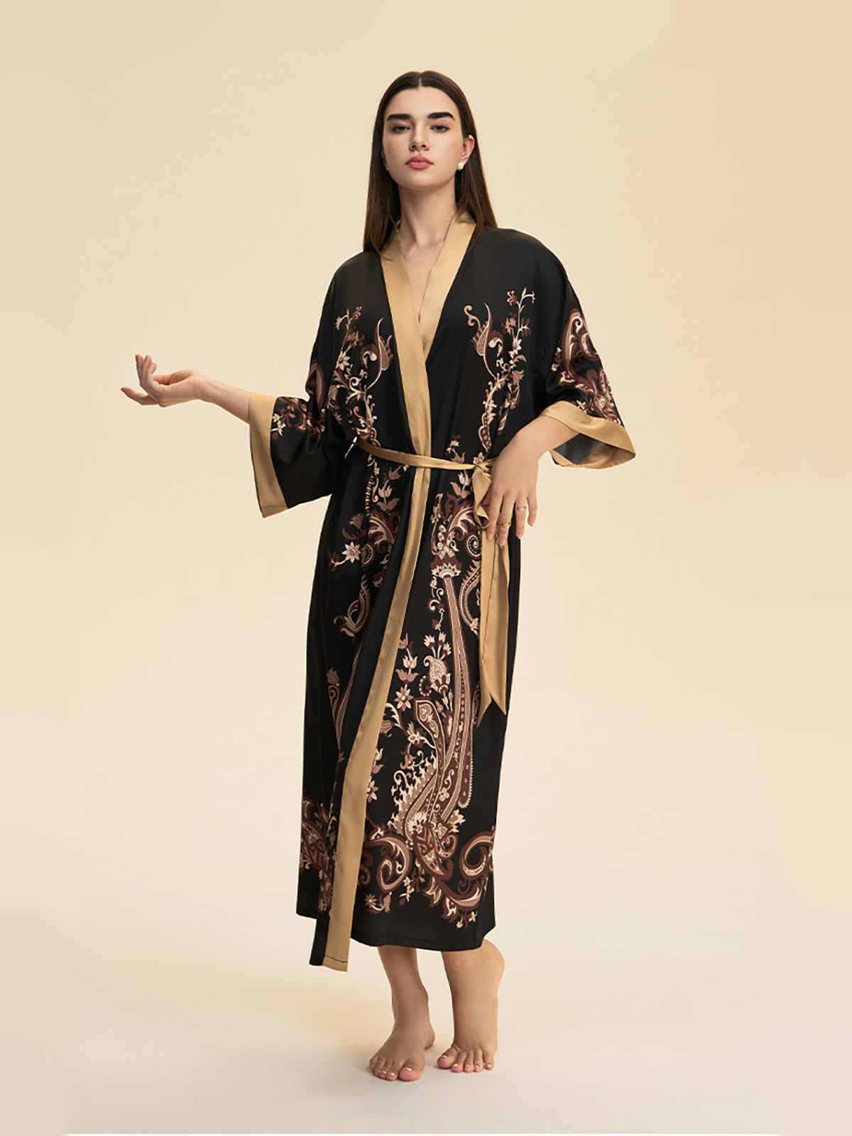 Athena Floral Print Robe In Black