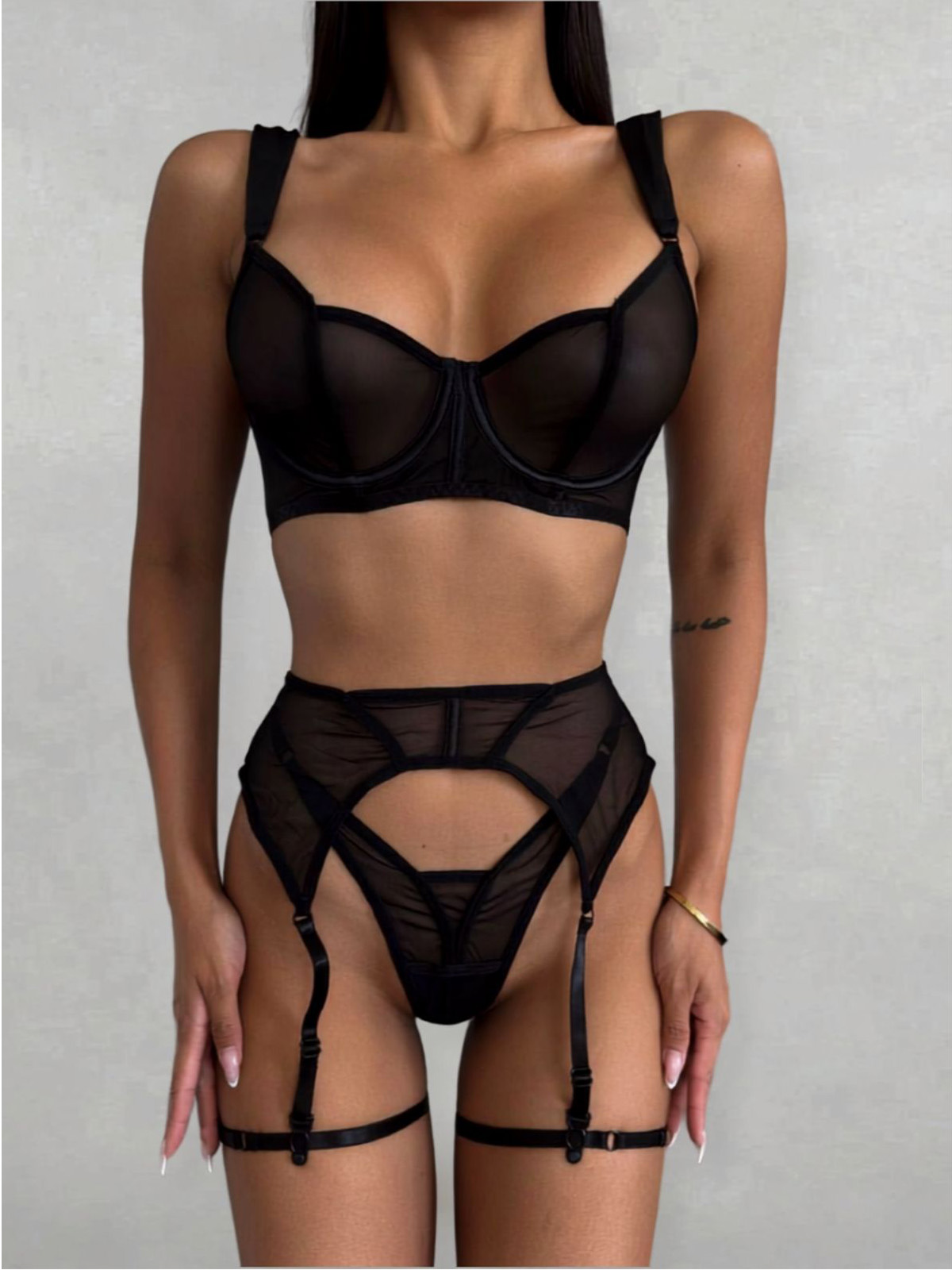 Carmeron Lingerie Set