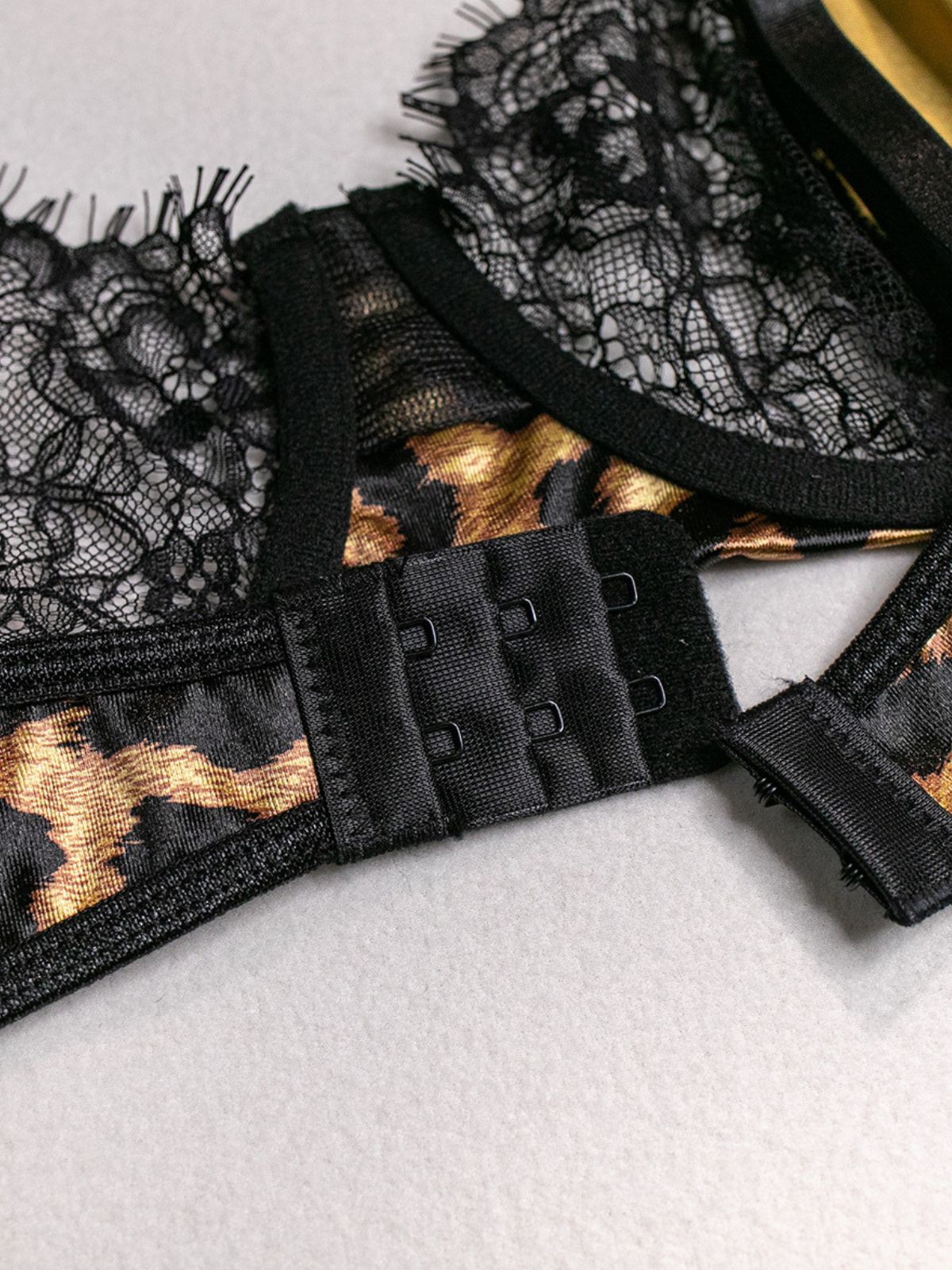 Evelyn Lingerie Set - Gold