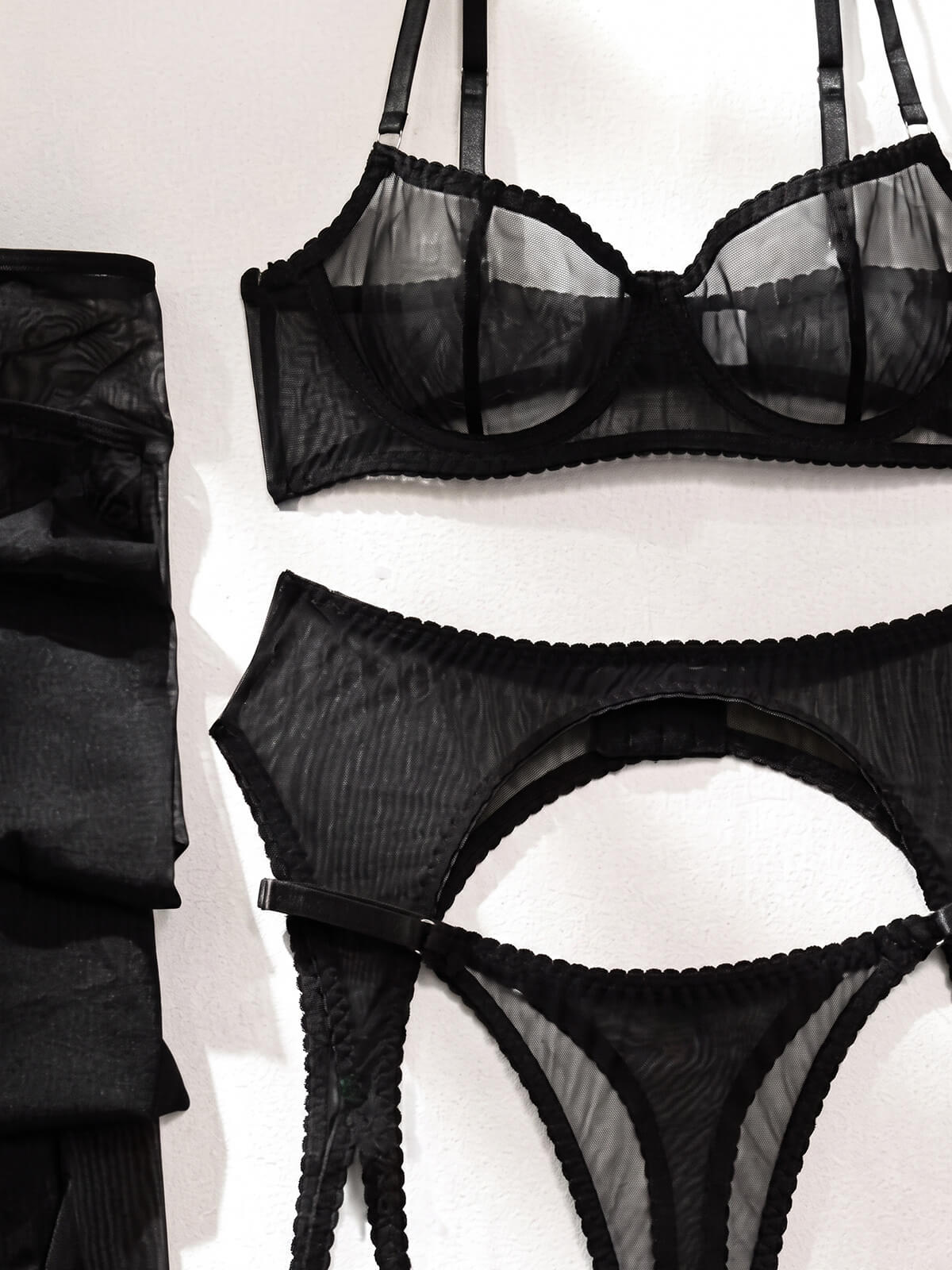 Lennox Lingerie Set - Black