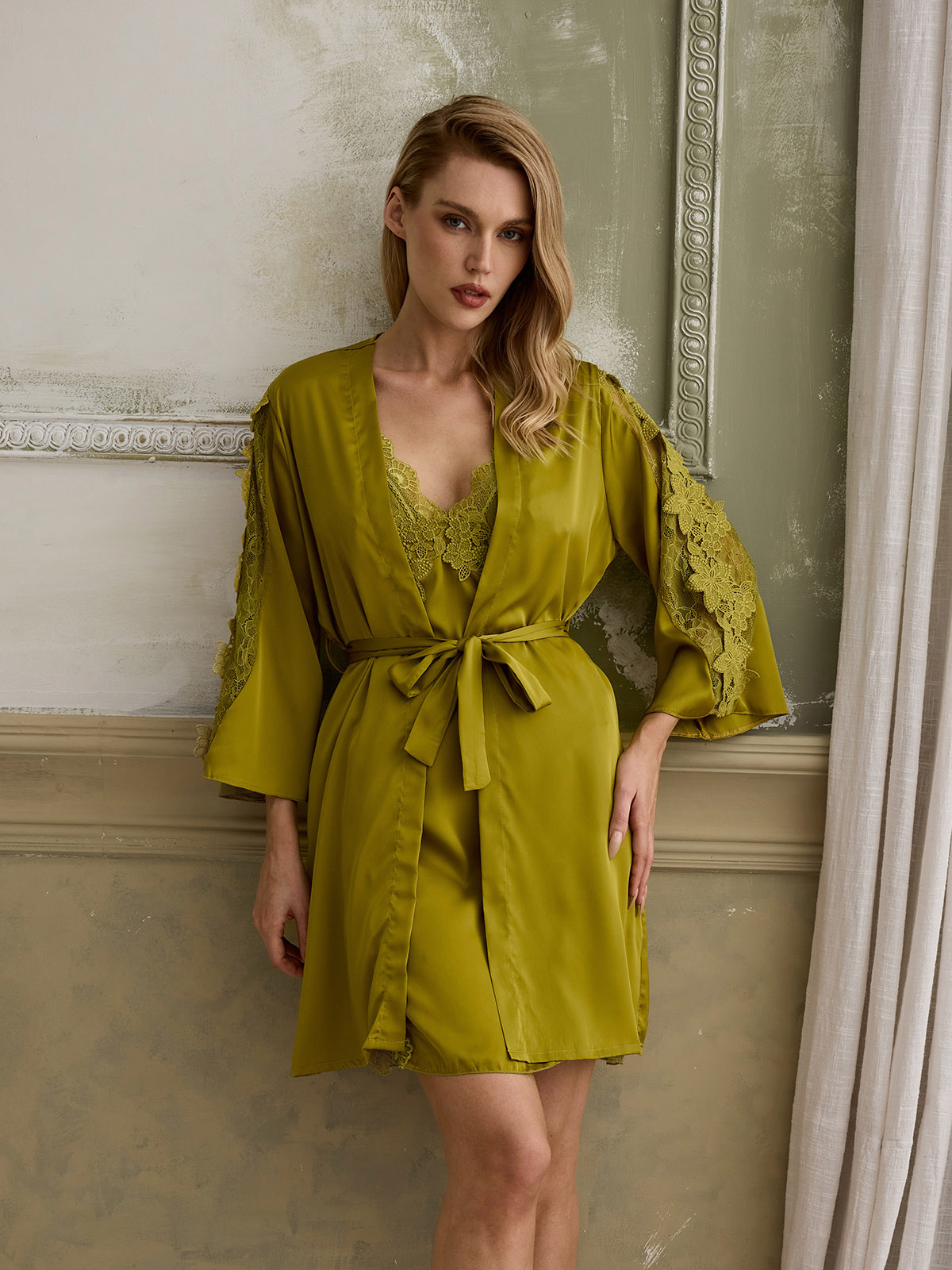 Miriam Lace Cutout Robe Set
