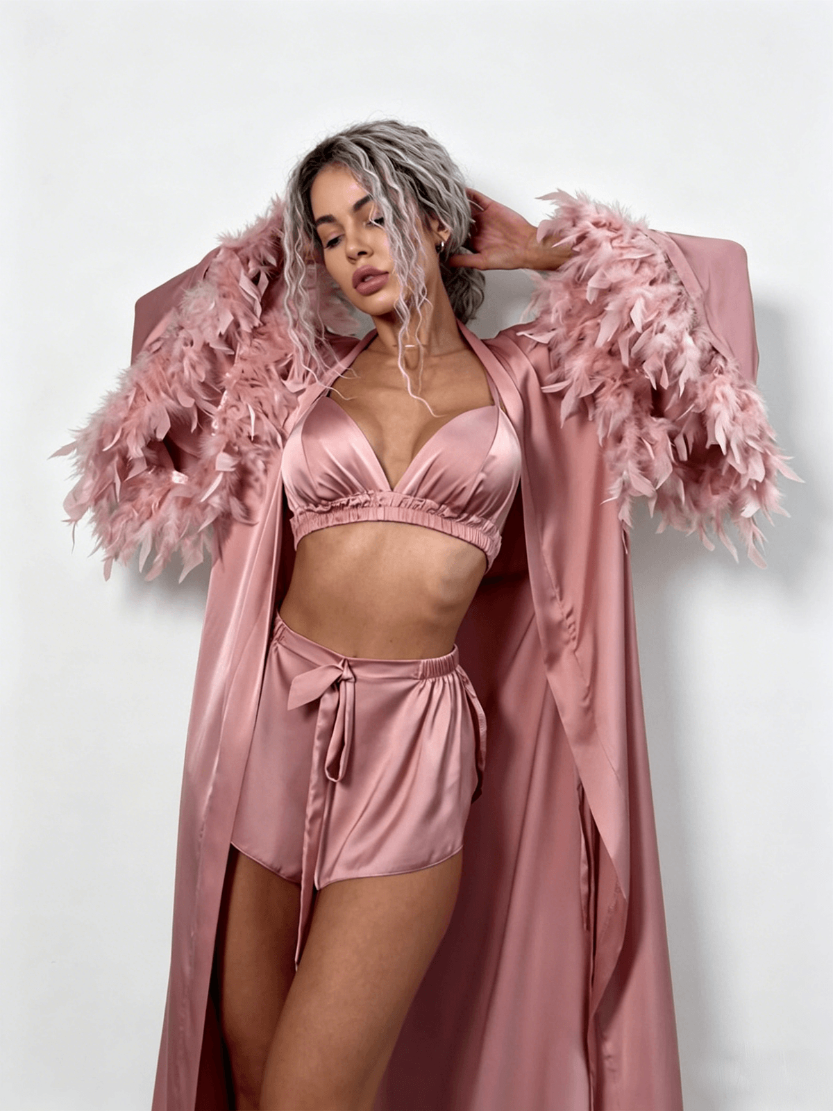 Olivia Feather Shorts Set In Pink